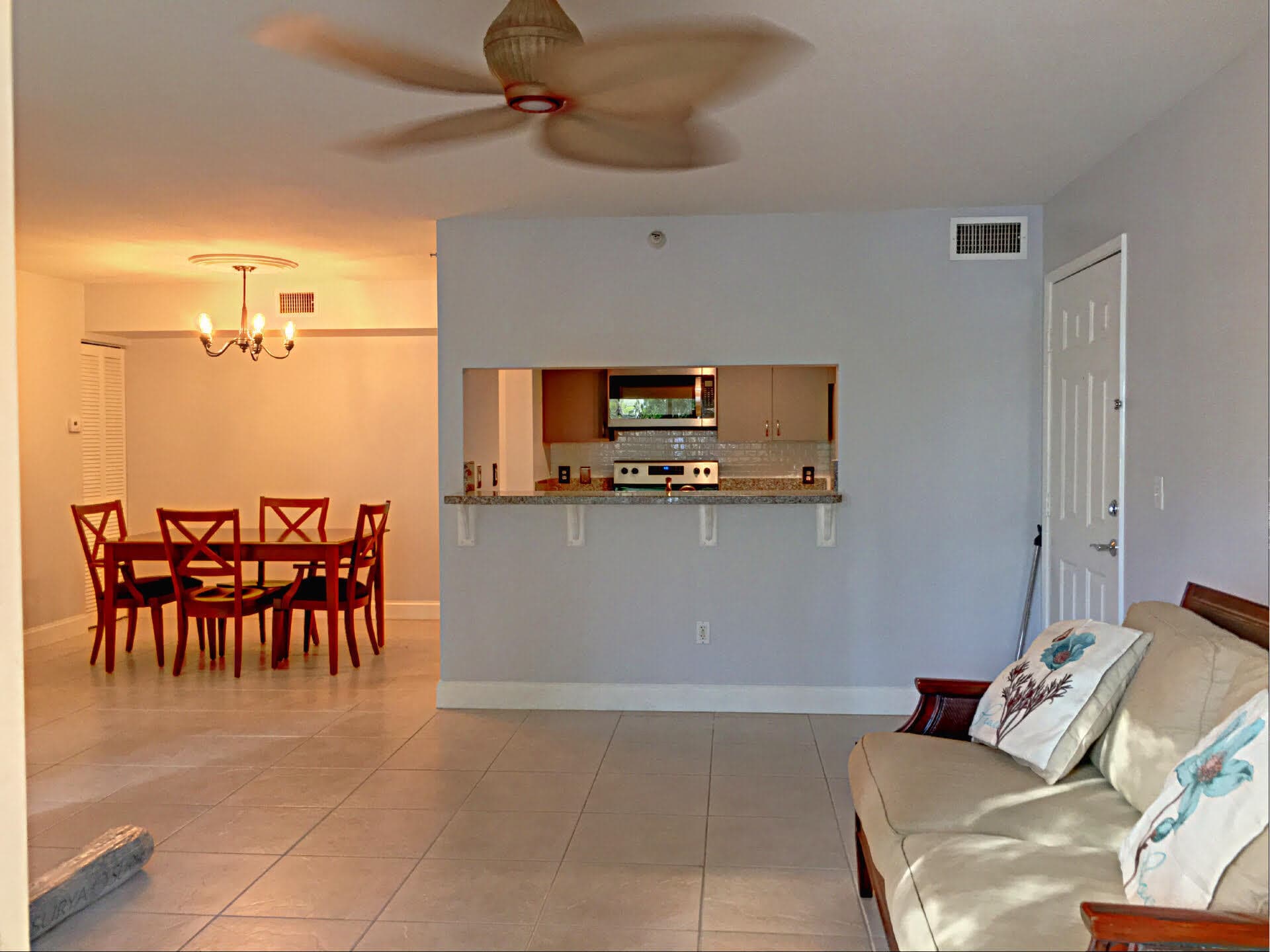 160 Yacht Club Way 210, Hypoluxo, FL 33462 — photo 4 of 13
