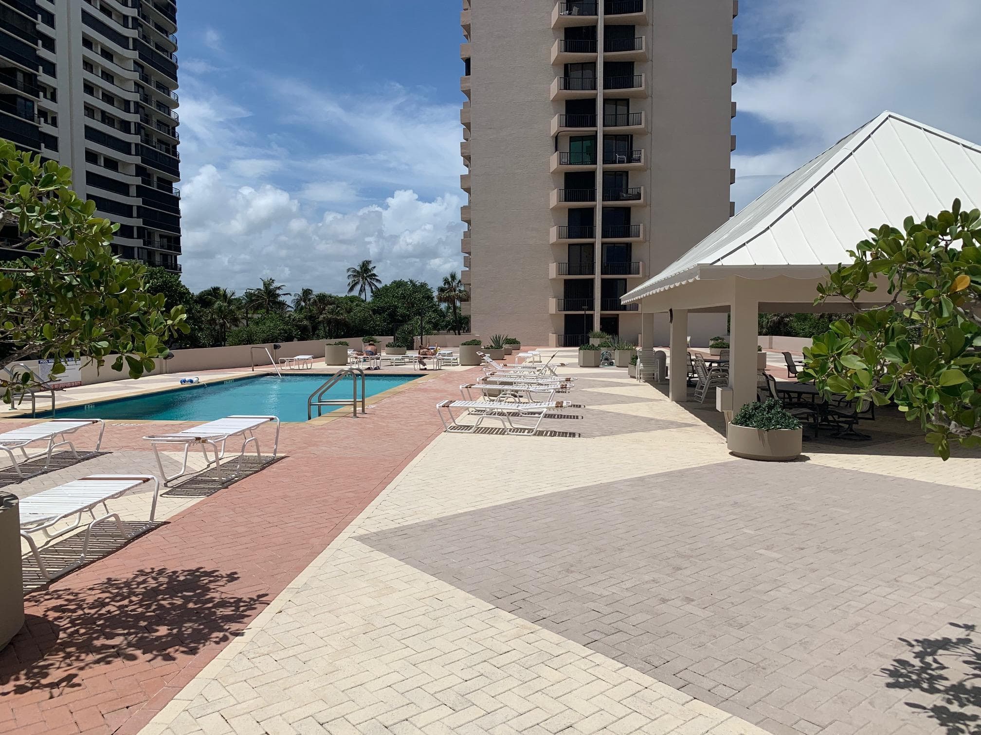 4200 N N. Ocean Drive 103, Riviera Beach, FL 33404 — photo 14 of 16