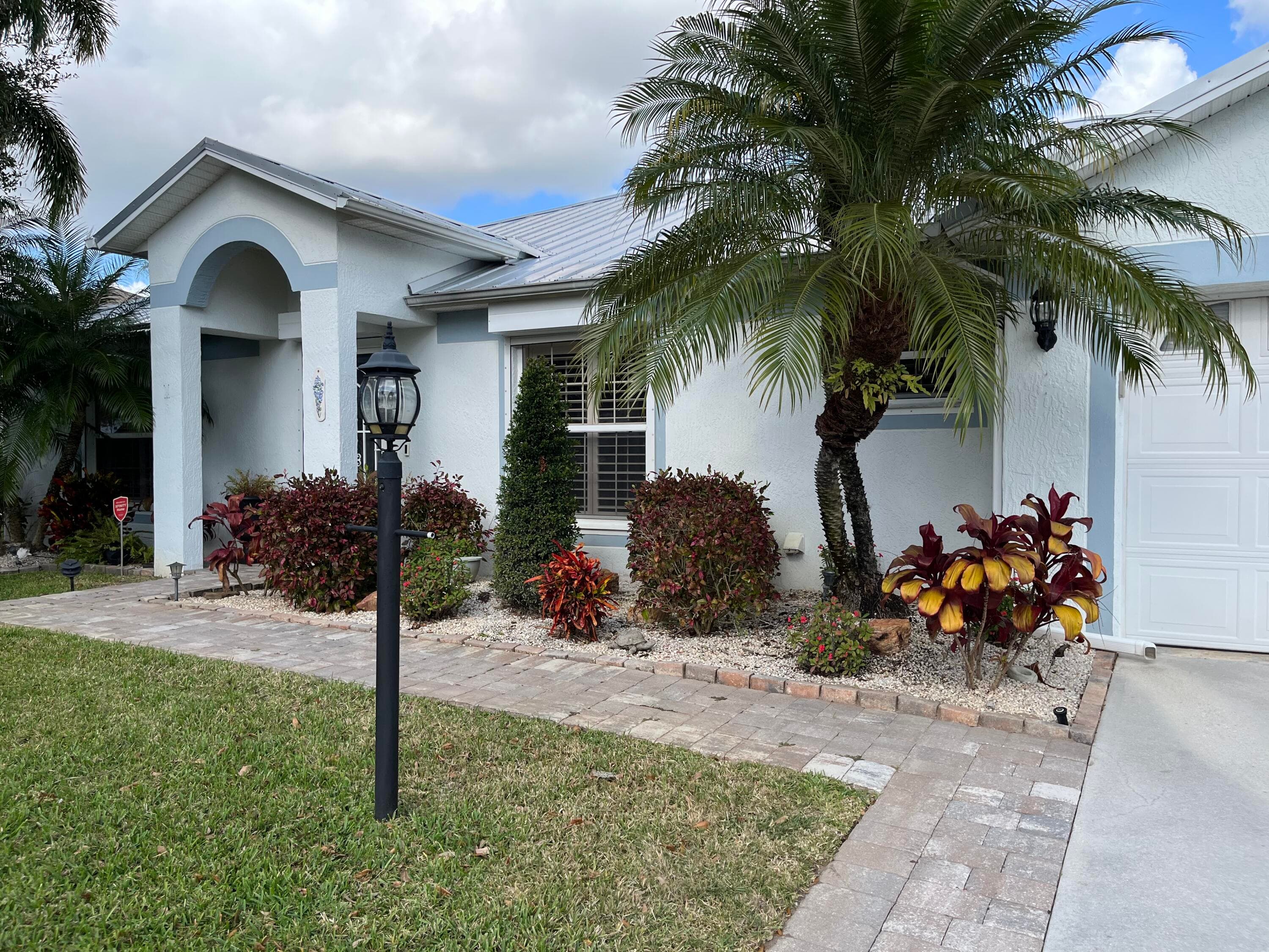 5020 4th Place, Vero Beach, FL 32968 — photo 3 of 28