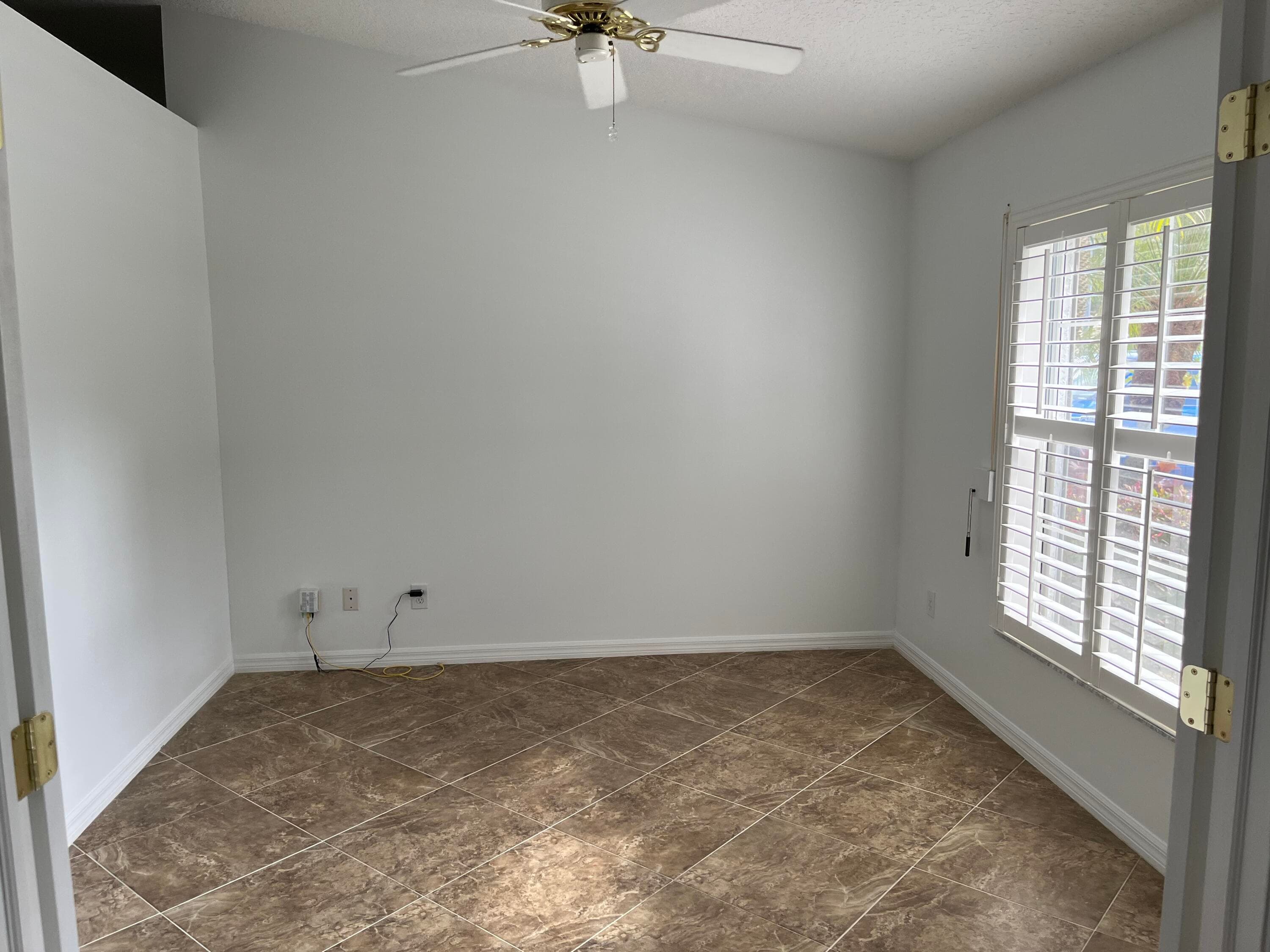 5020 4th Place, Vero Beach, FL 32968 — photo 6 of 28