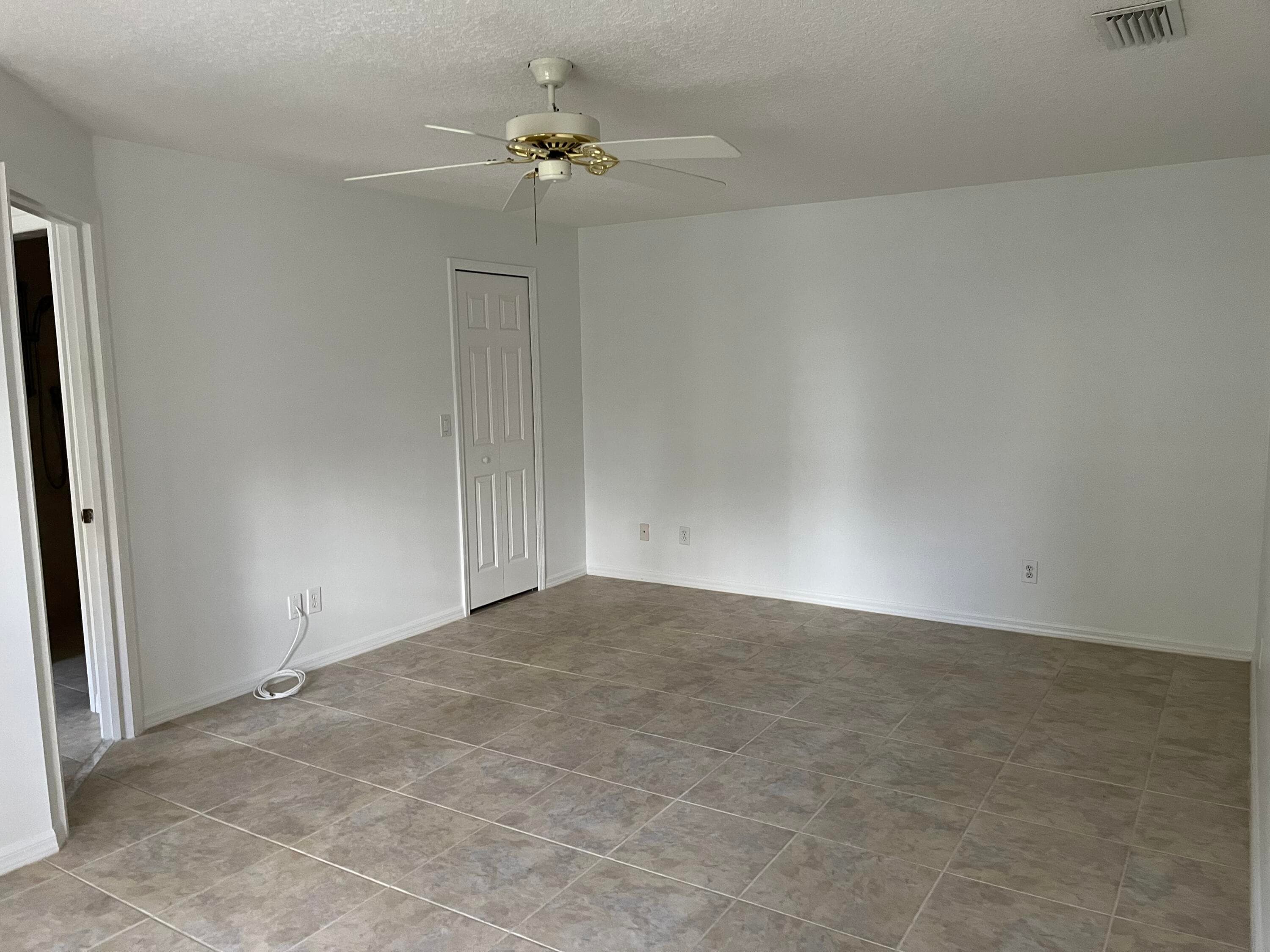 5020 4th Place, Vero Beach, FL 32968 — photo 12 of 28