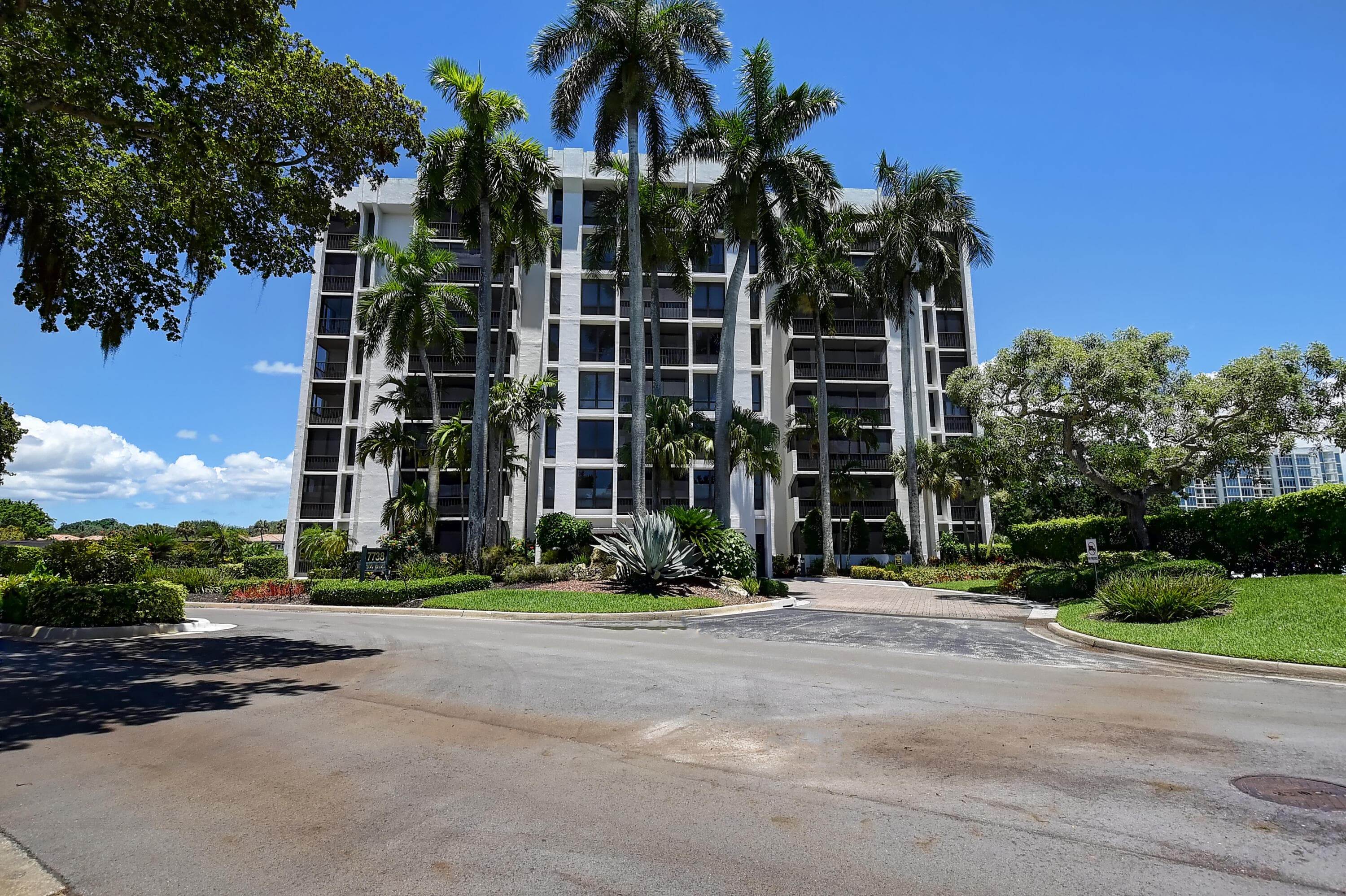 7738 Lakeside Boulevard 353, Boca Raton, FL 33434 — photo 1 of 76