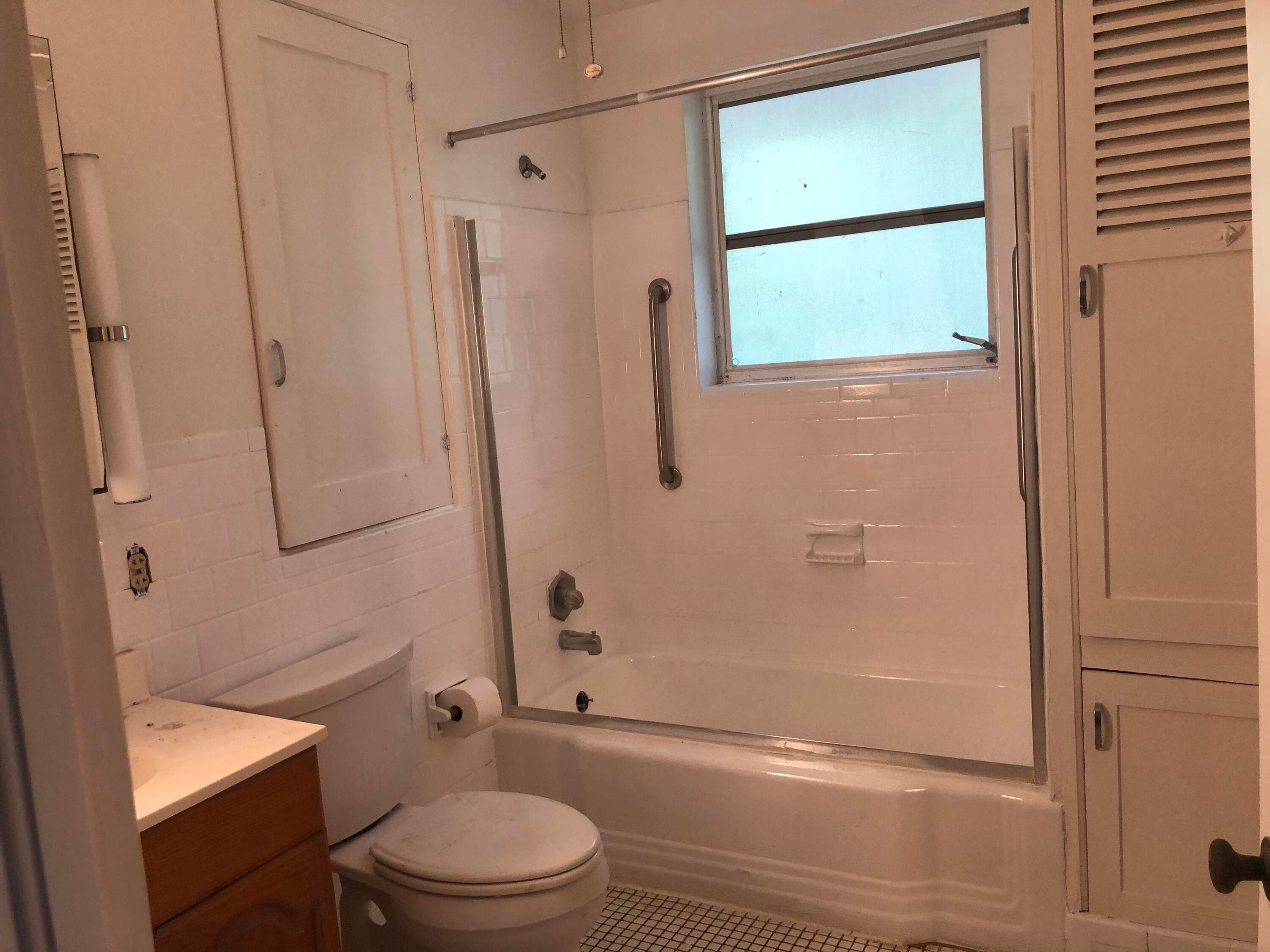 67 W North Shore Avenue, North Fort Myers, FL 33903 — photo 11 of 37