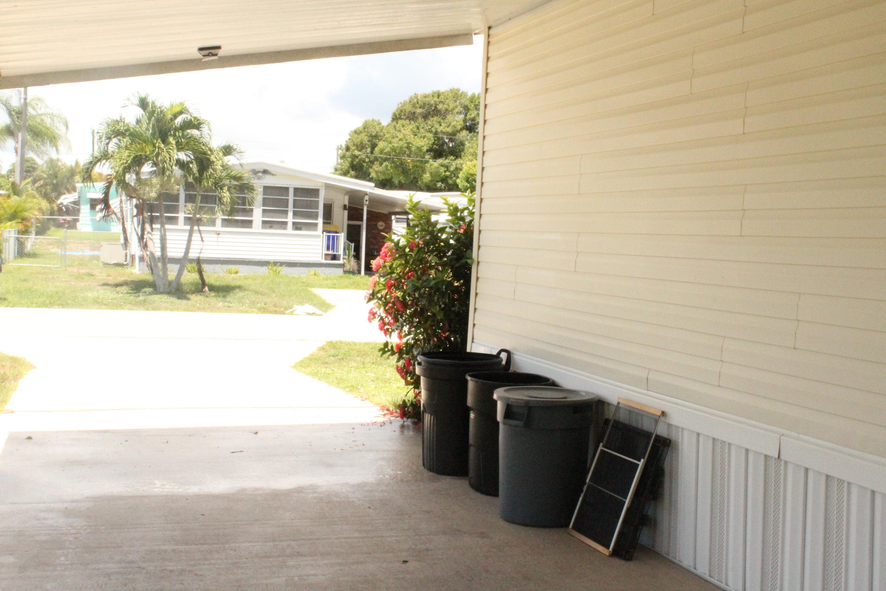 7409 SE Eagle Avenue, Hobe Sound, FL 33455 — photo 4 of 19