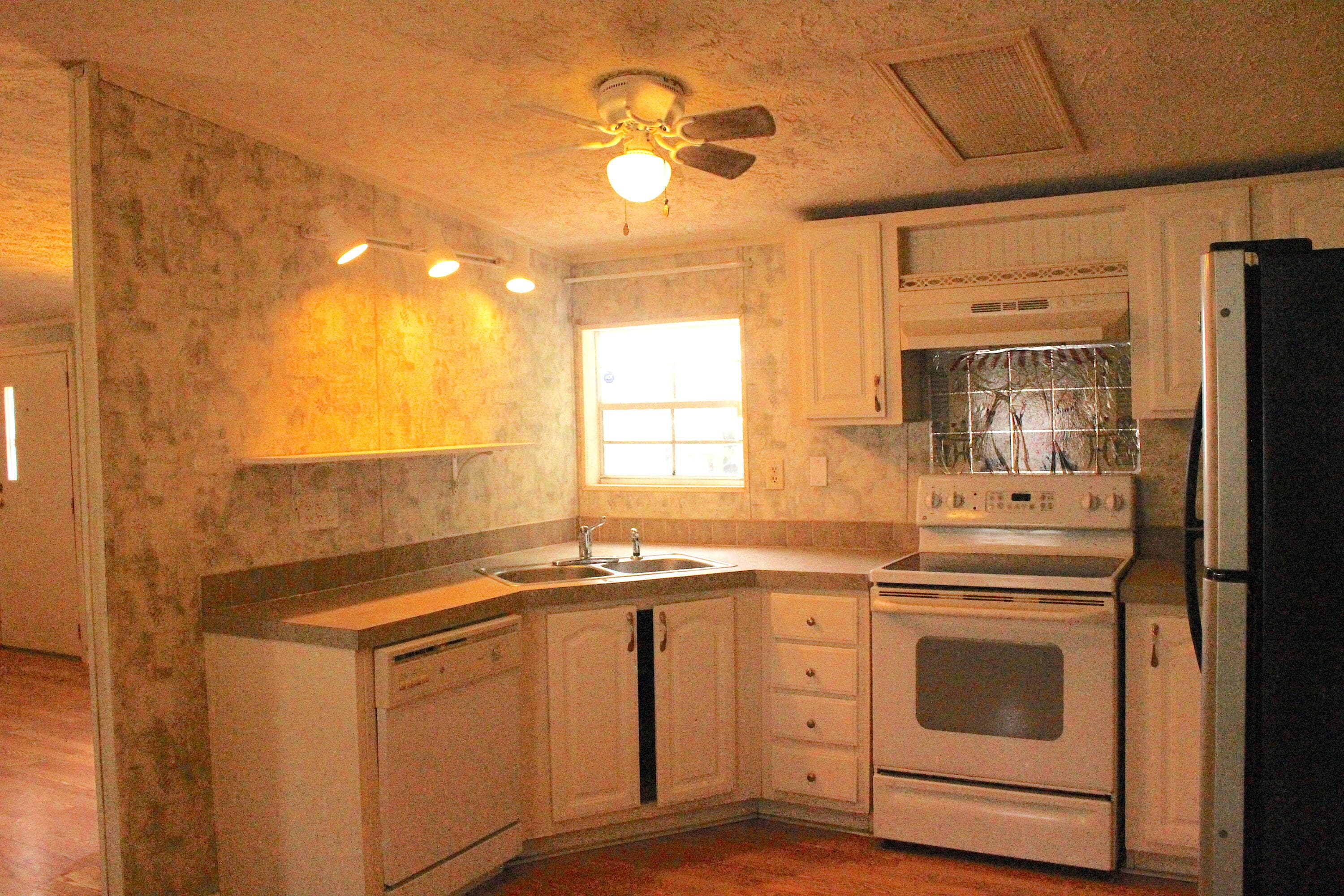7409 SE Eagle Avenue, Hobe Sound, FL 33455 — photo 7 of 19