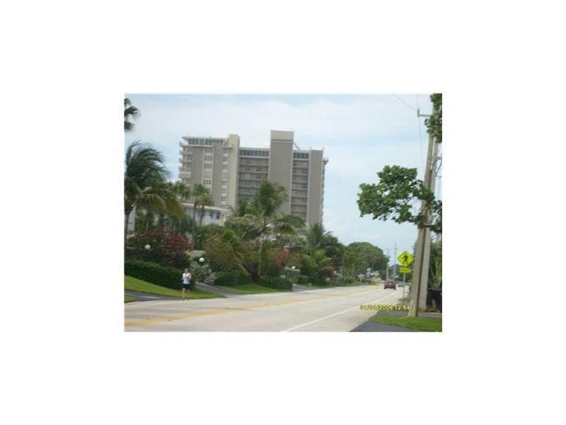 1021 Hillsboro Mile 204, Hillsboro Beach, FL 33062 — photo 1 of 28