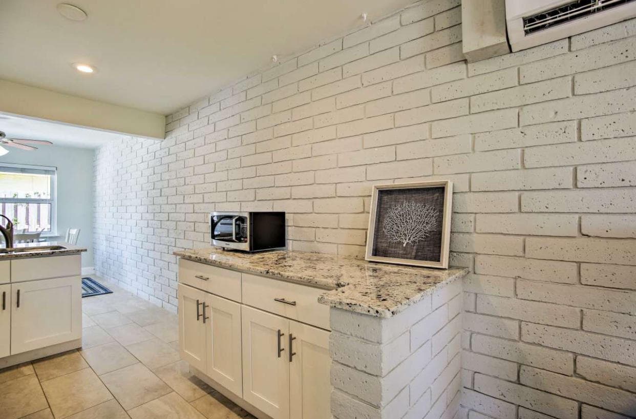 201 George Bush Boulevard S 201, Delray Beach, FL 33444 — photo 7 of 24