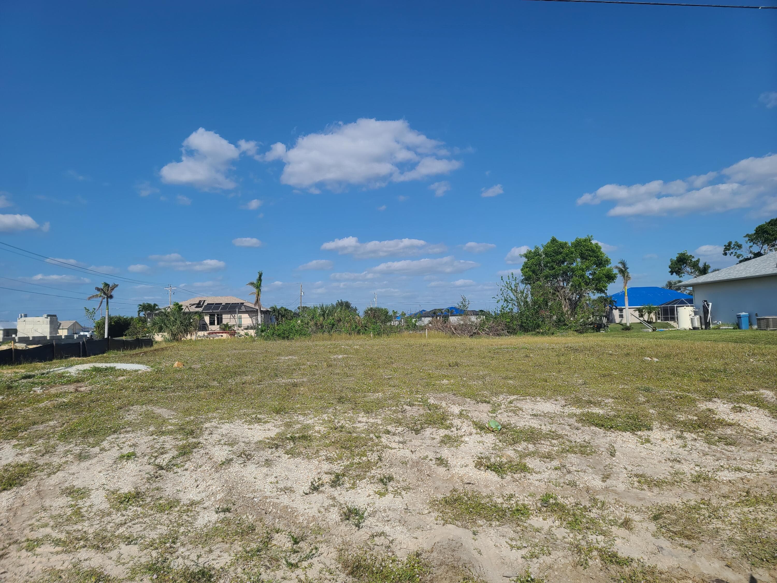 725 NW 8th Terrace, Cape Coral, FL 33993 — photo 7 of 18