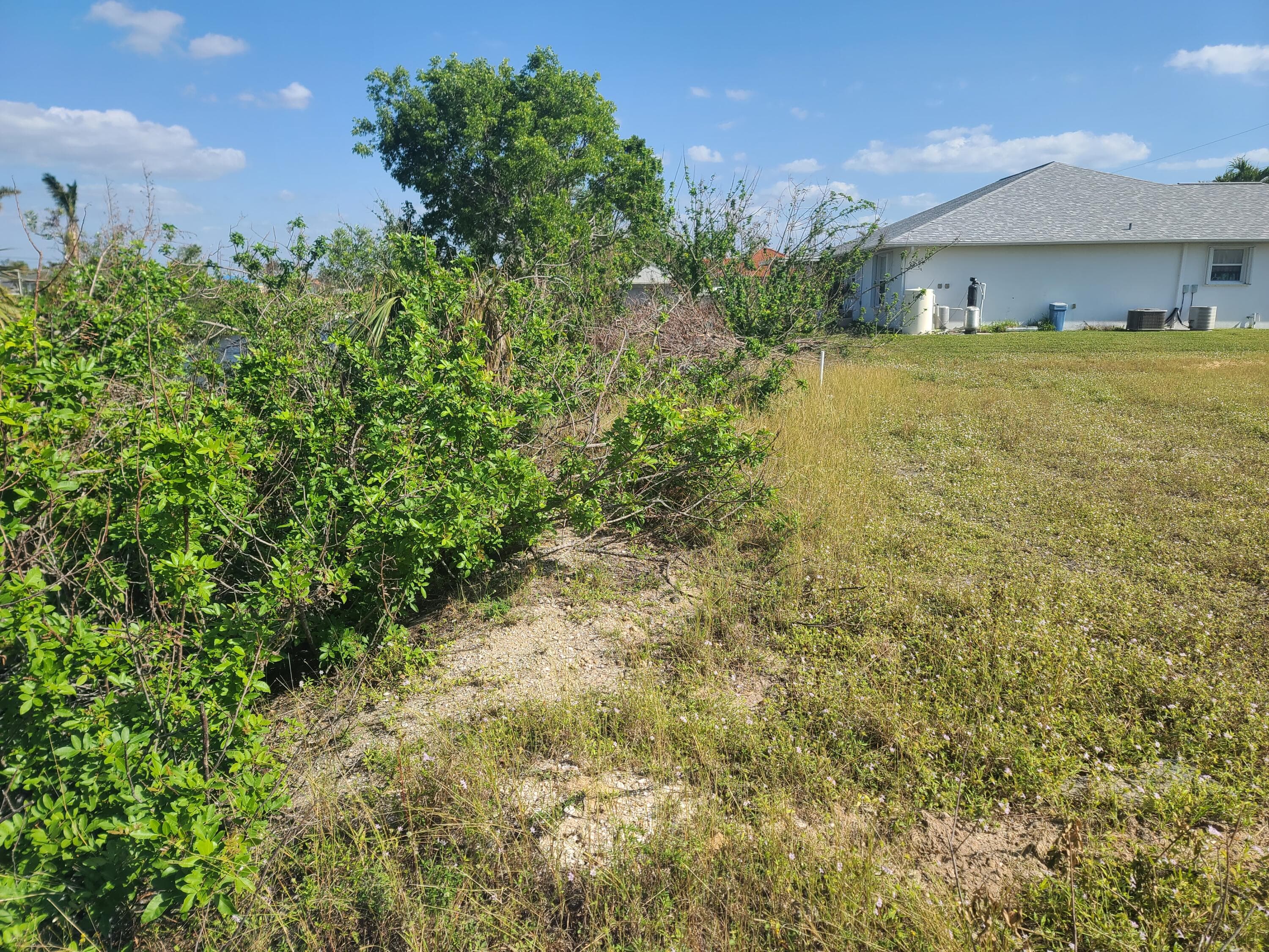 725 NW 8th Terrace, Cape Coral, FL 33993 — photo 12 of 18