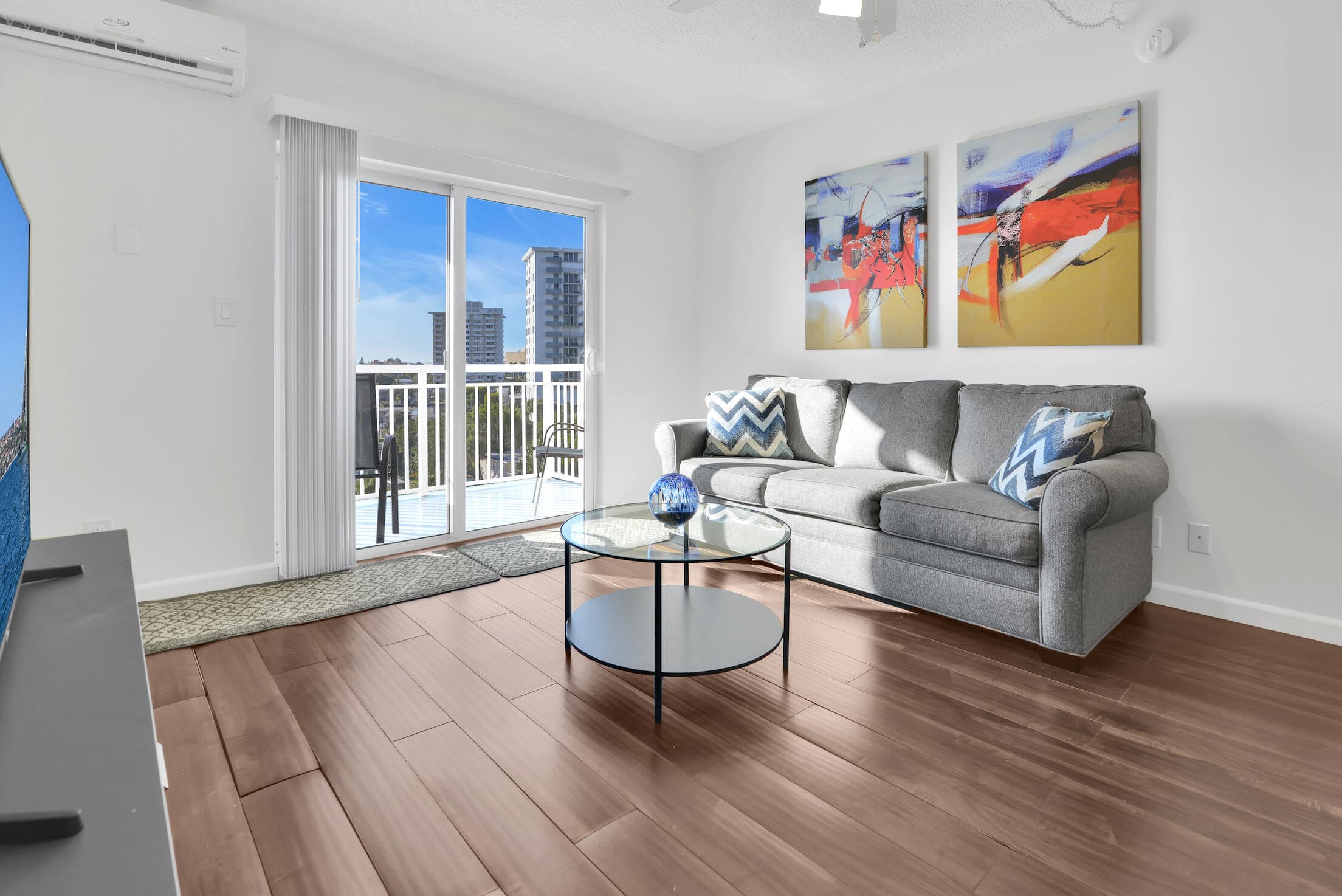 720 Orton Avenue 701, Fort Lauderdale, FL 33304 — photo 9 of 16