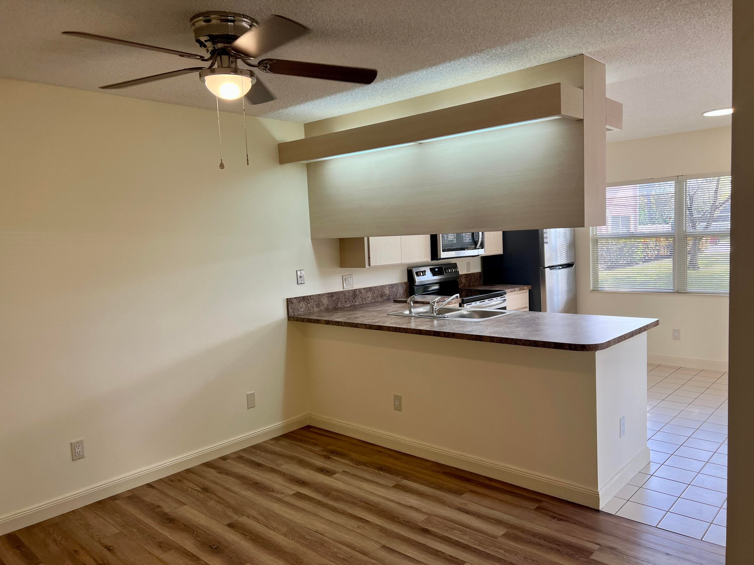 3119 Kingston Court, West Palm Beach, FL 33409 — photo 6 of 23