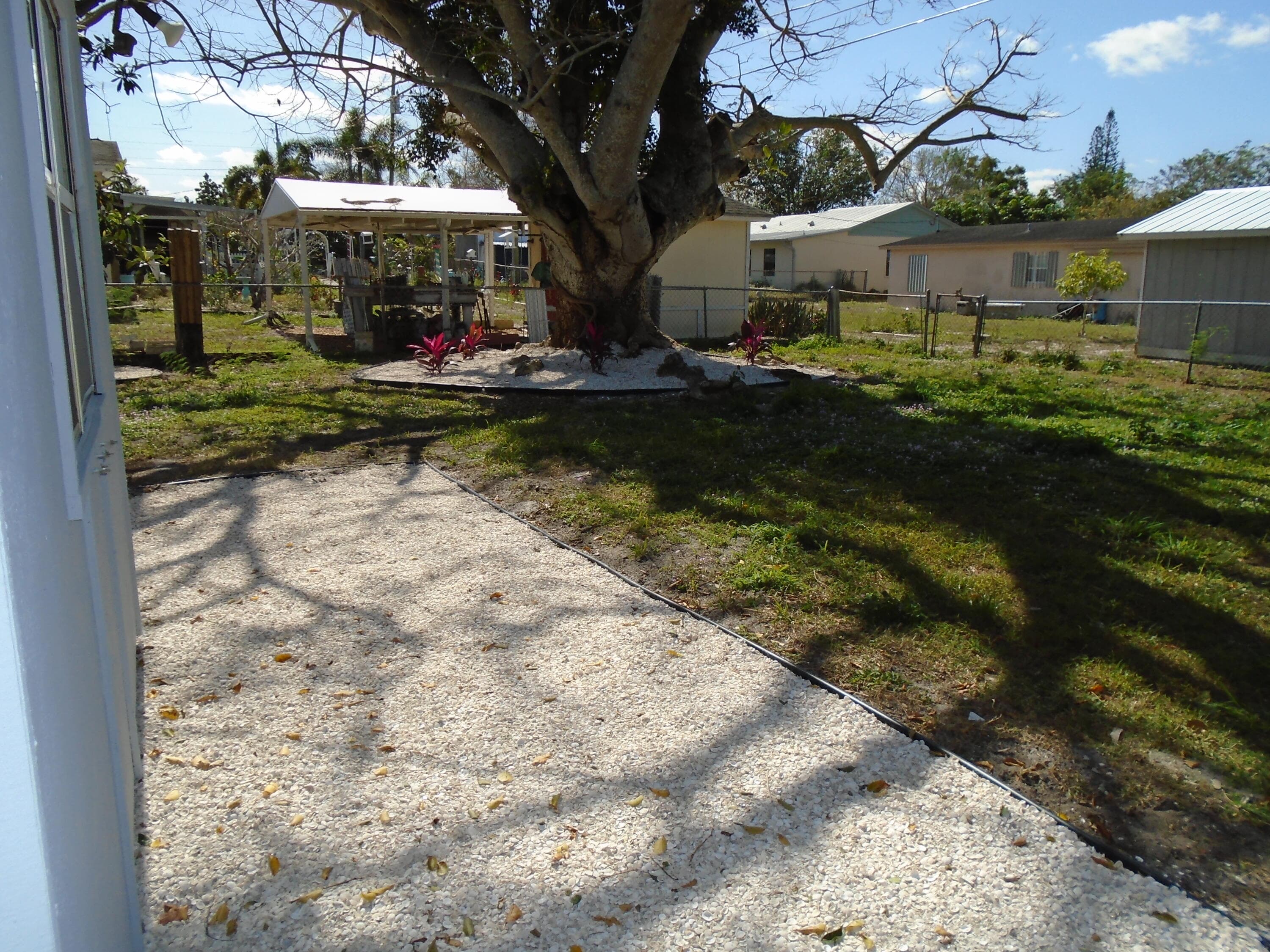 2405 3rd Av Avenue SE, Vero Beach, FL 32962 — photo 6 of 24