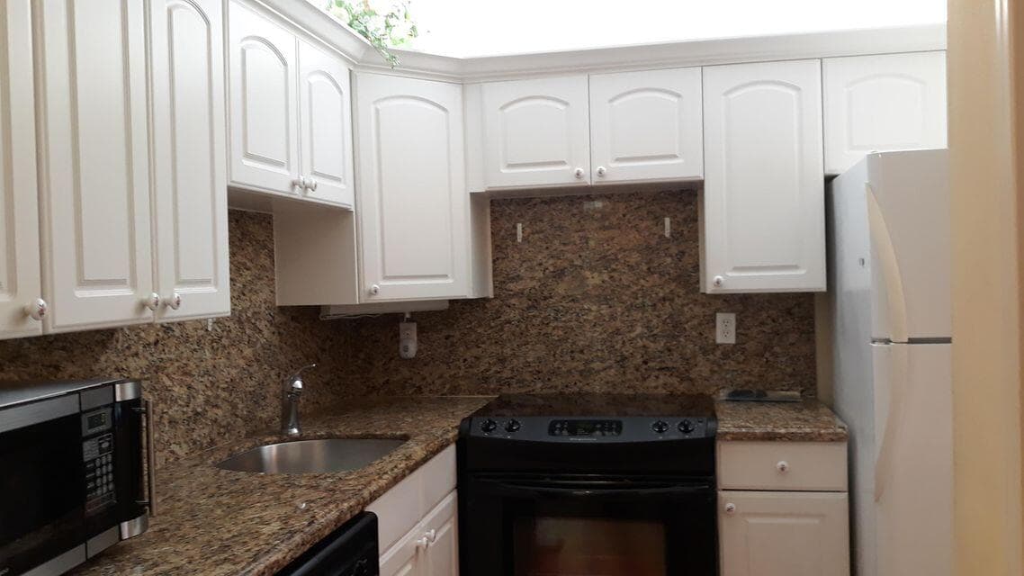 9355 SW 8th Street 121, Boca Raton, FL 33428 — photo 2 of 41