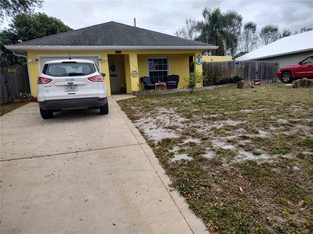 7560 58th Court, Vero Beach, FL 32967 — photo 1 of 5