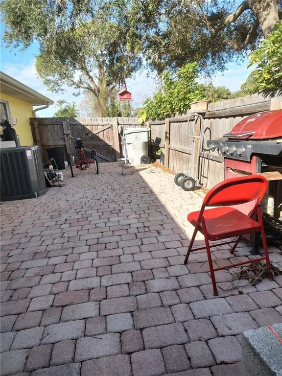 7560 58th Court, Vero Beach, FL 32967 — photo 4 of 5