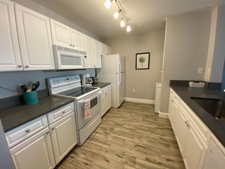 1200 Town Center Drive 412, Jupiter, FL 33458 — photo 2 of 15