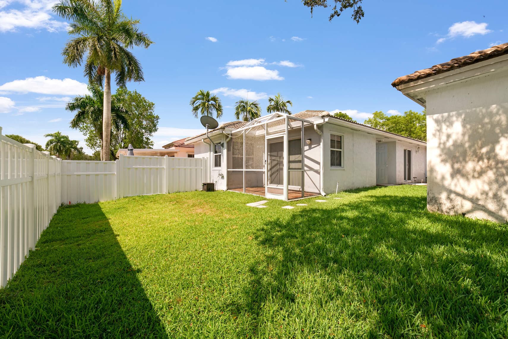 200 NW 75 Ter Terrace, Plantation, FL 33317 — photo 9 of 9