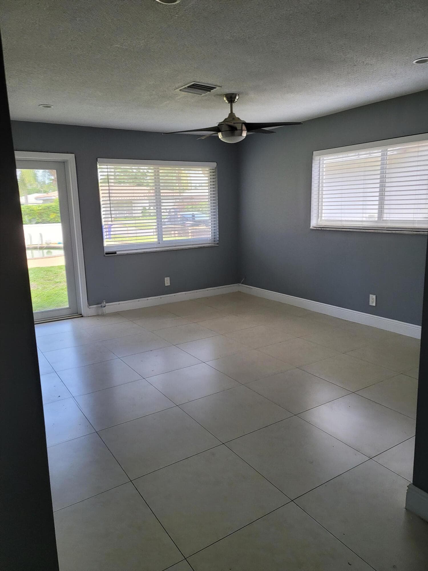 451 SE 1st Avenue S, Pompano Beach, FL 33060 — photo 5 of 20