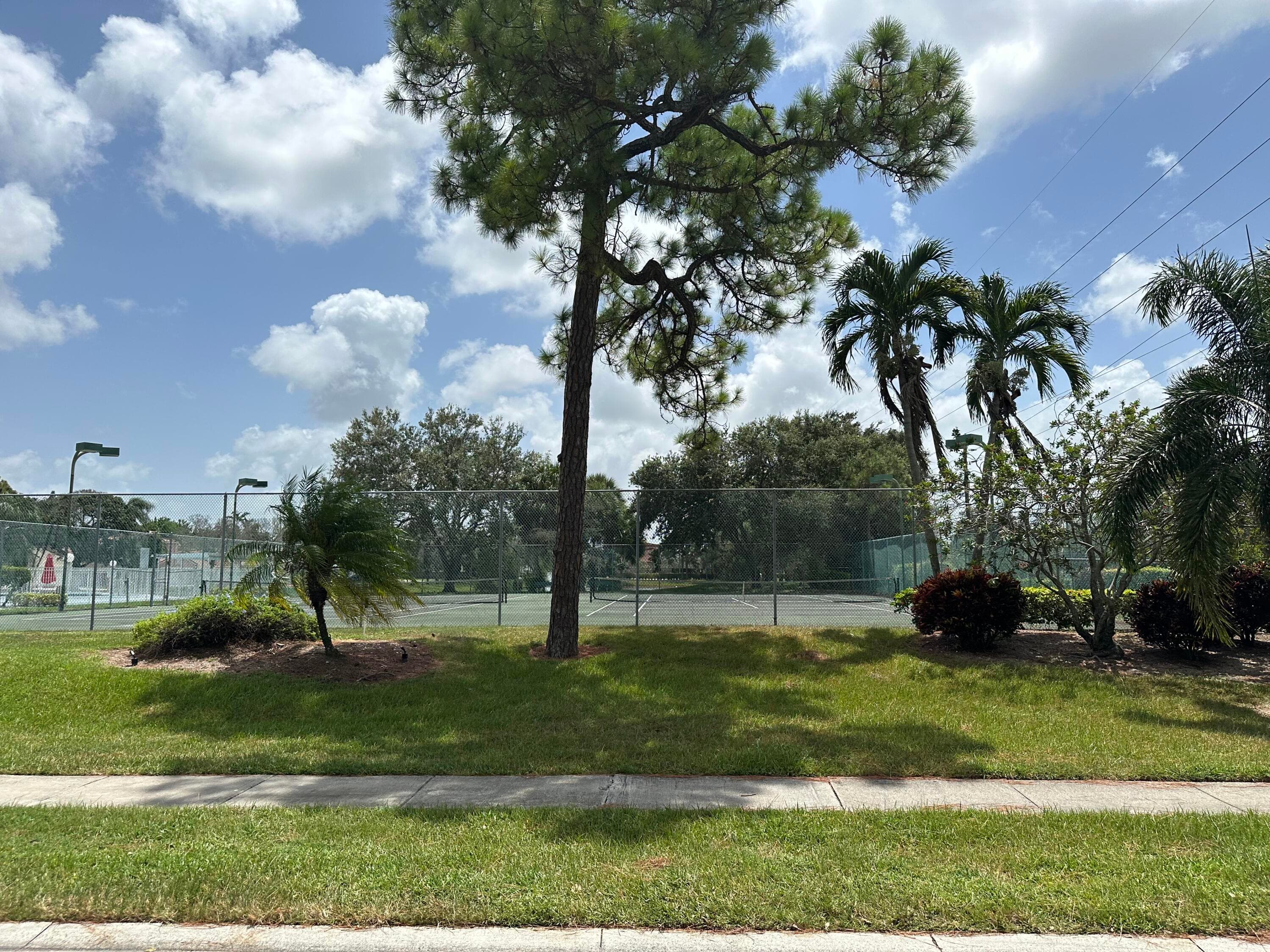 202 Wedgewood Circle Circle, Greenacres, FL 33463 — photo 31 of 32