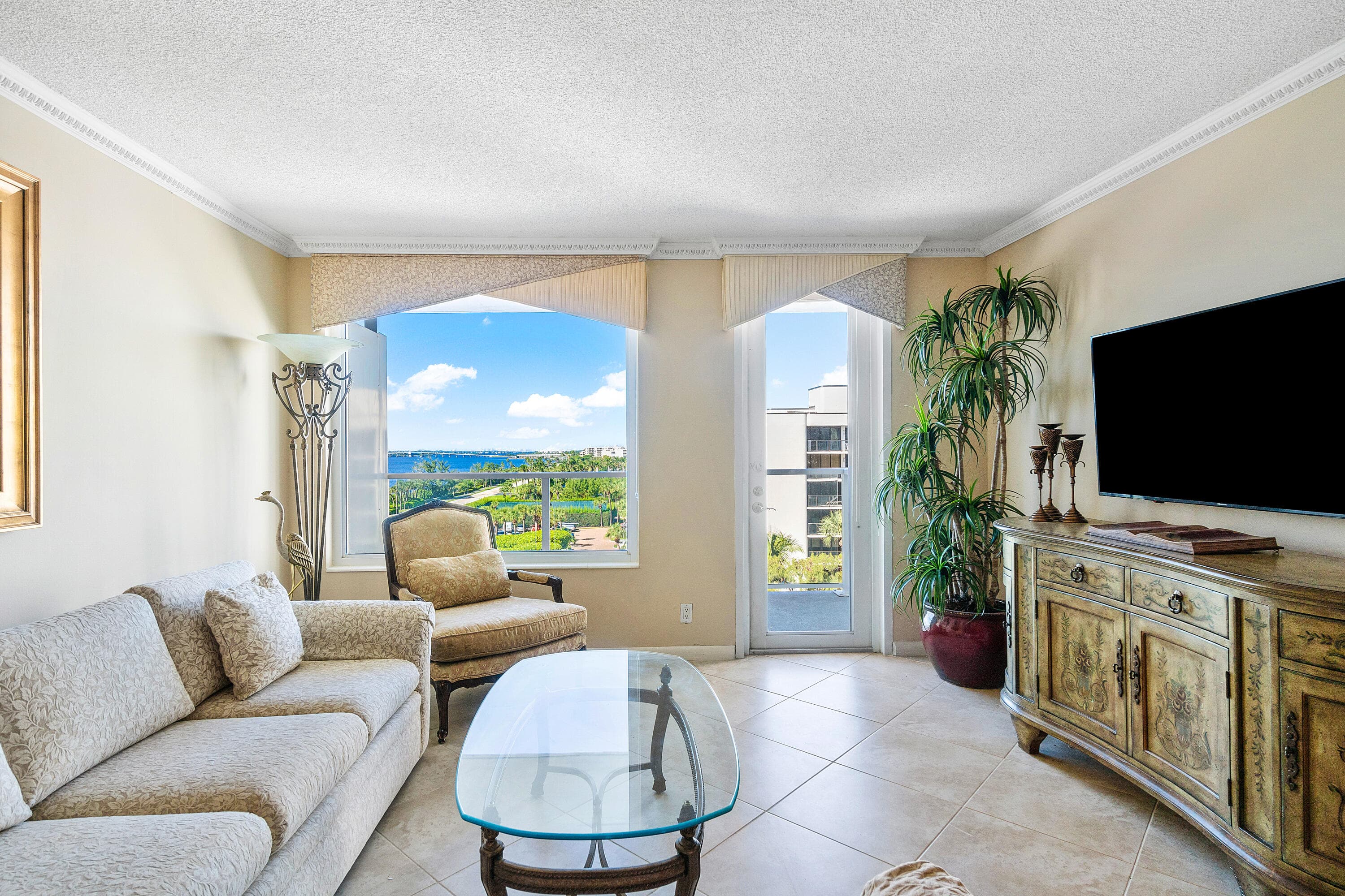 3450 S Ocean Boulevard 625, Palm Beach, FL 33480 — photo 14 of 43