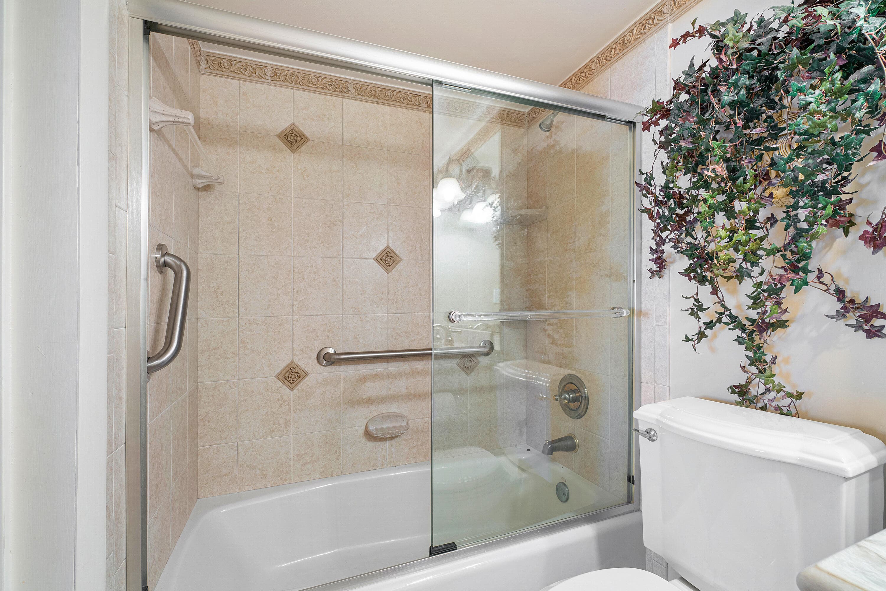 3450 S Ocean Boulevard 625, Palm Beach, FL 33480 — photo 21 of 43