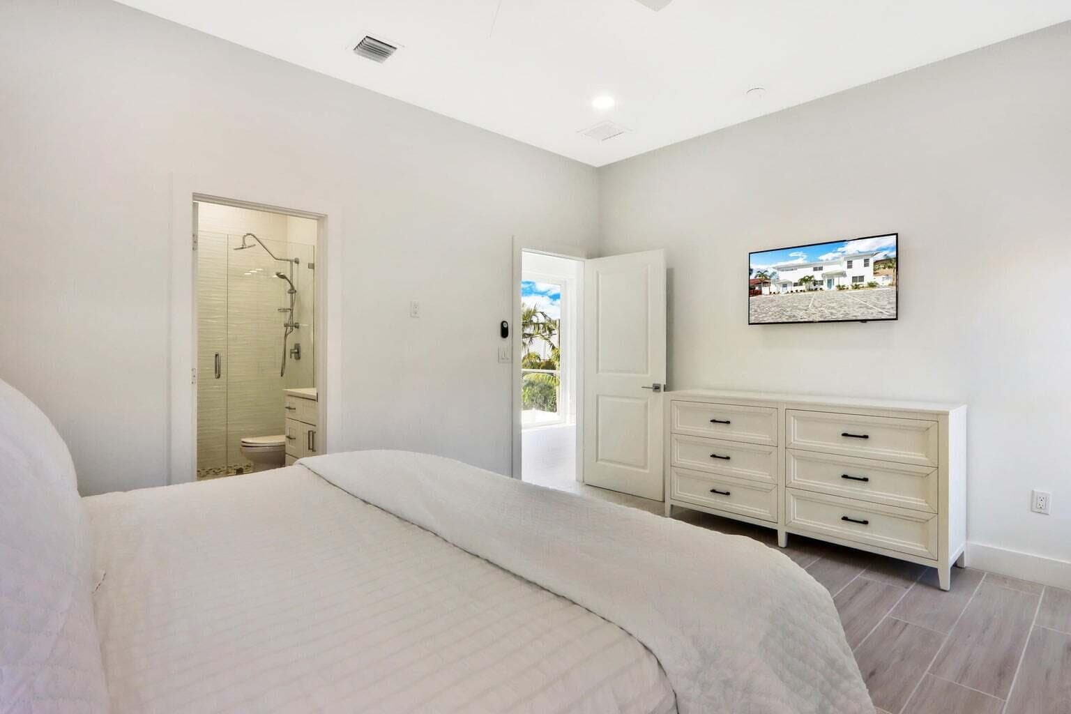 115 Cascade Lane, Palm Beach Shores, FL 33404 — photo 97 of 110