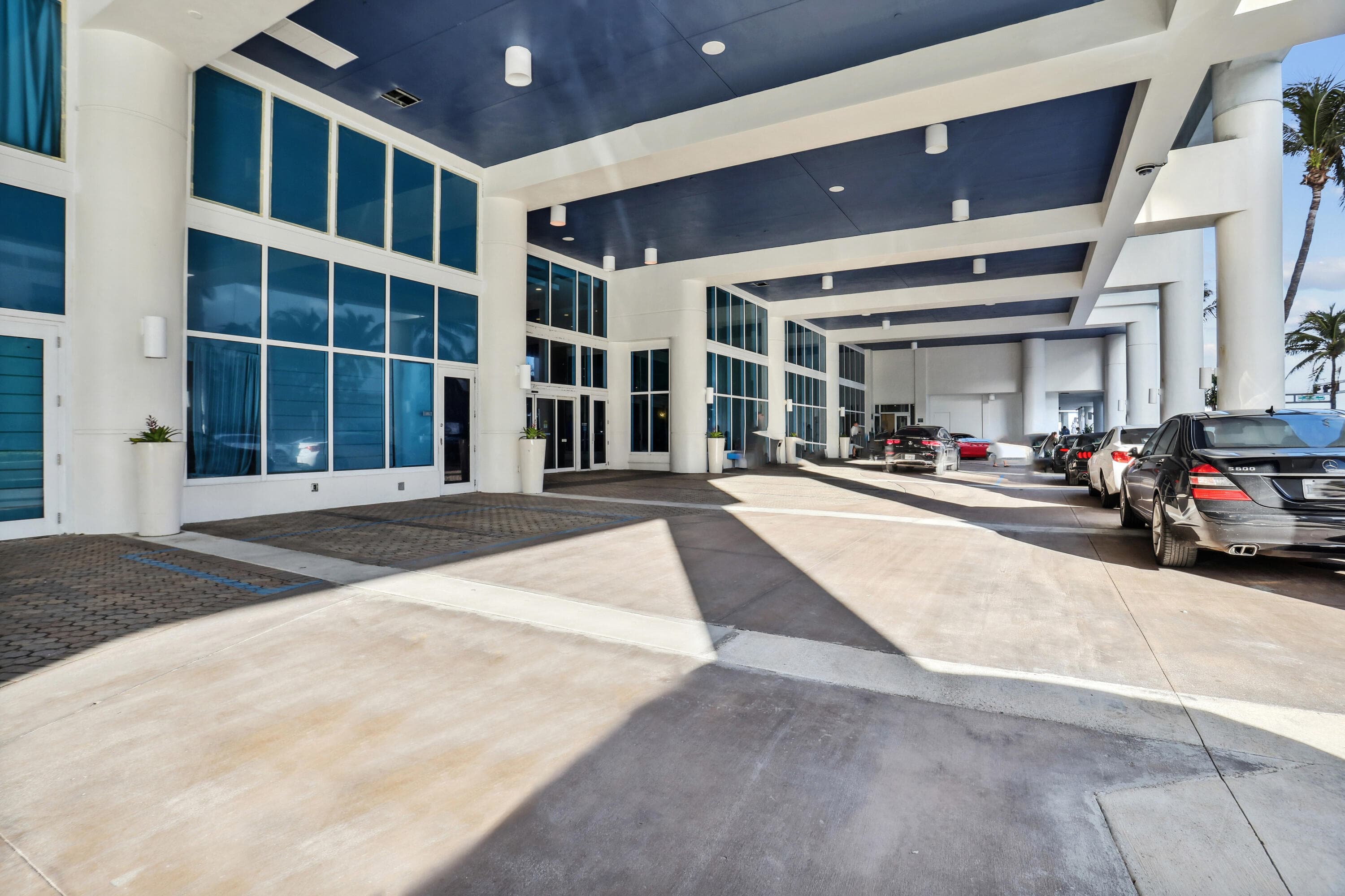 505 N Fort Lauderdale Beach Boulevard 1211, Fort Lauderdale, FL 33304 — photo 1 of 49