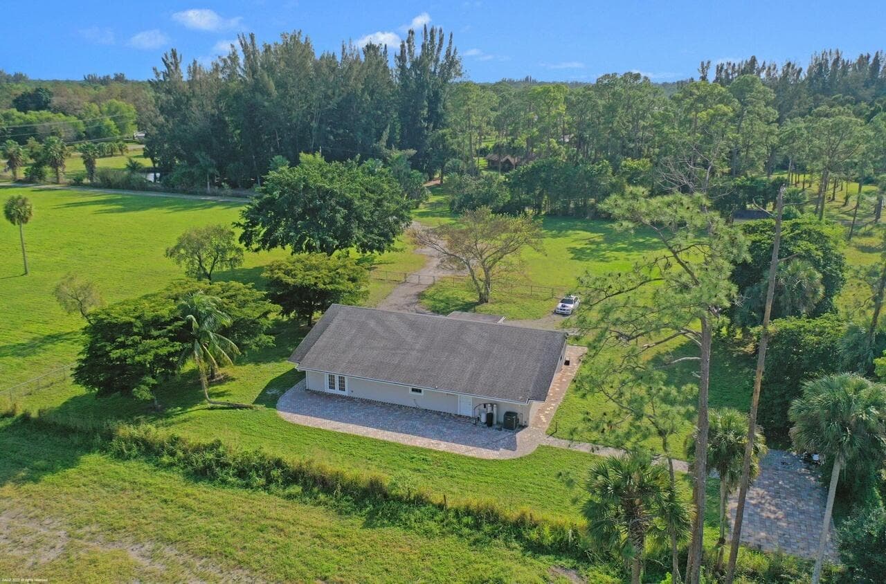 2221 F Road, Loxahatchee Groves, FL 33470 — photo 2 of 20