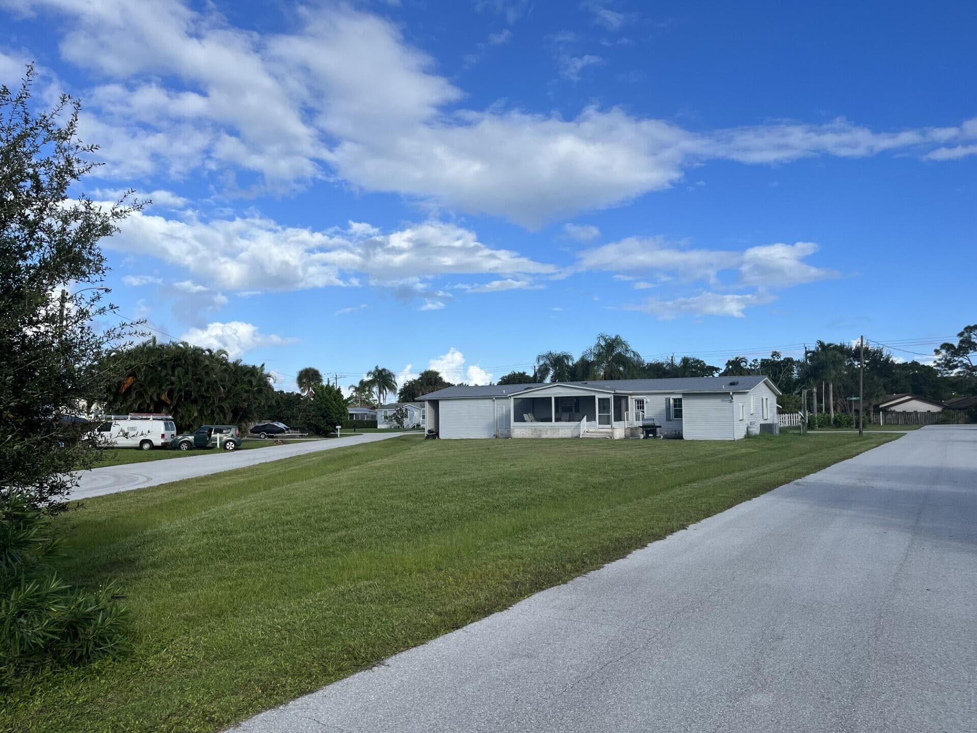 6325 SE Colonial Drive, Stuart, FL 34997 — photo 2 of 9