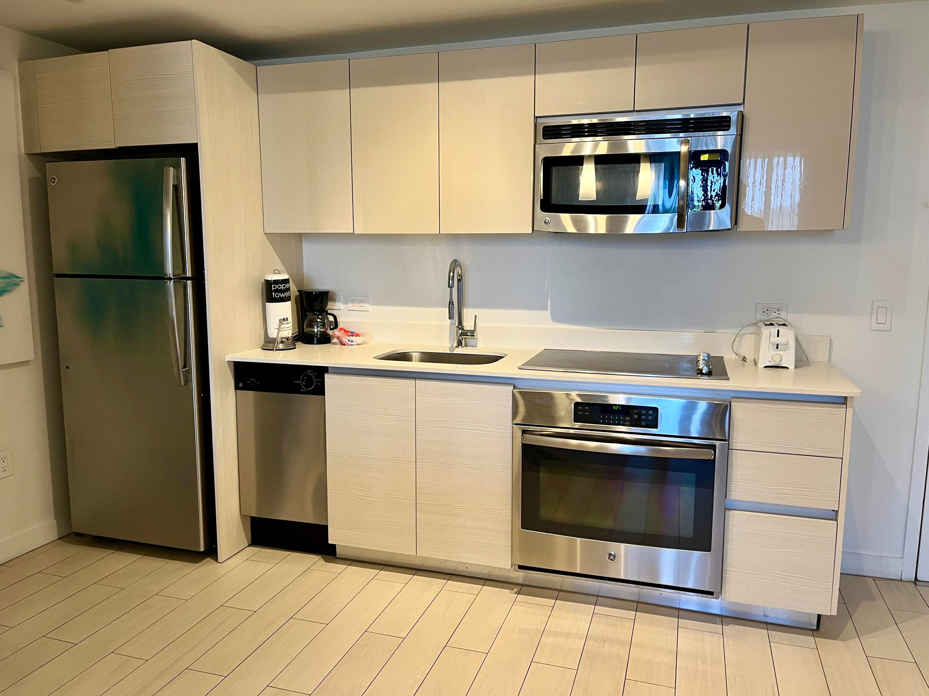 2602 E Hallandale Beach Boulevard R308, Hallandale Beach, FL 33009 — photo 7 of 74