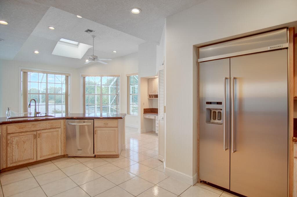 1823 SW 17th Street, Boca Raton, FL 33486 — photo 22 of 67