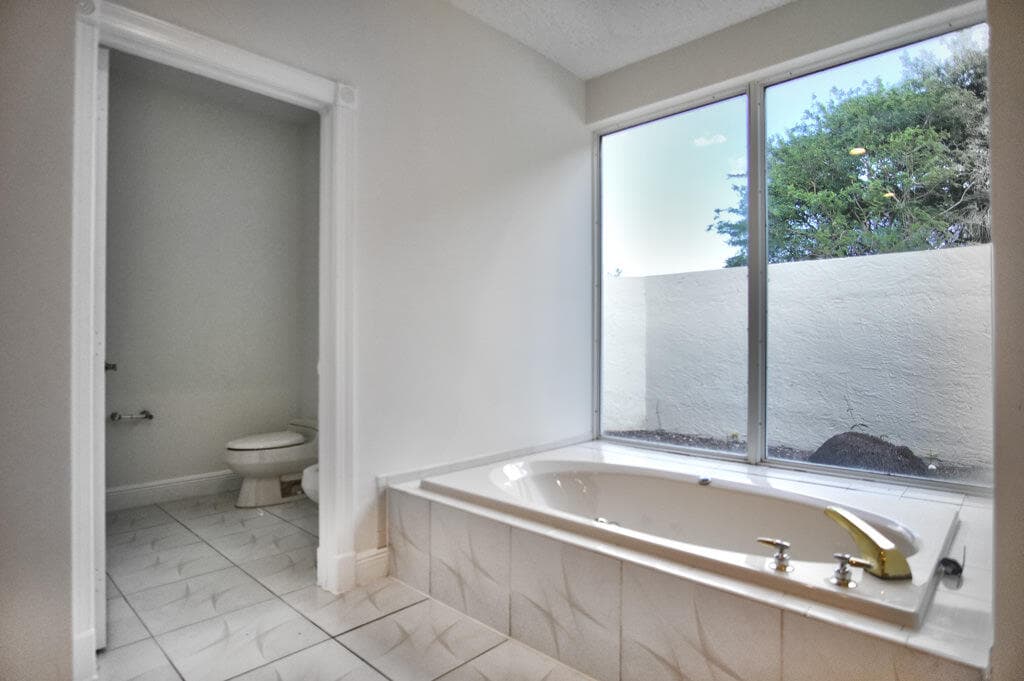 1823 SW 17th Street, Boca Raton, FL 33486 — photo 42 of 67