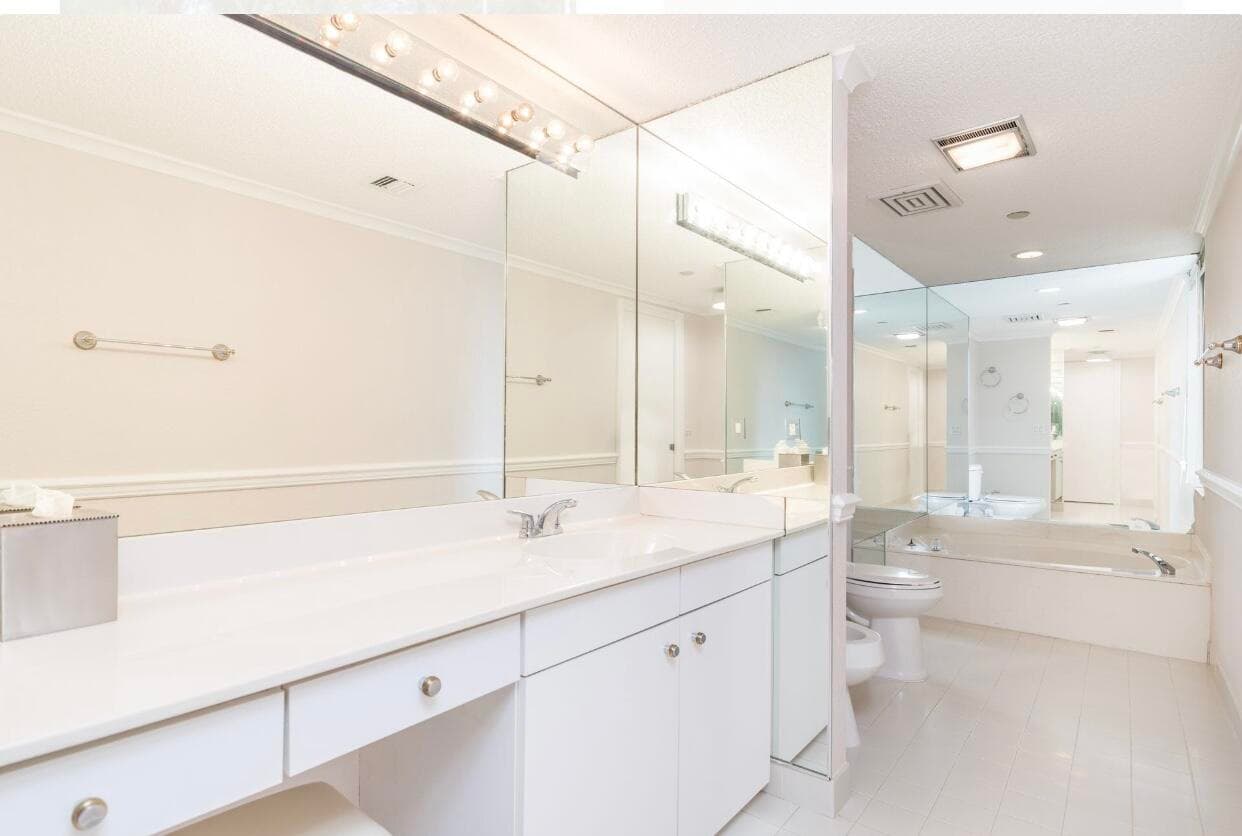 4100 N Ocean Drive 1704, Singer Island, FL 33404 — photo 8 of 9
