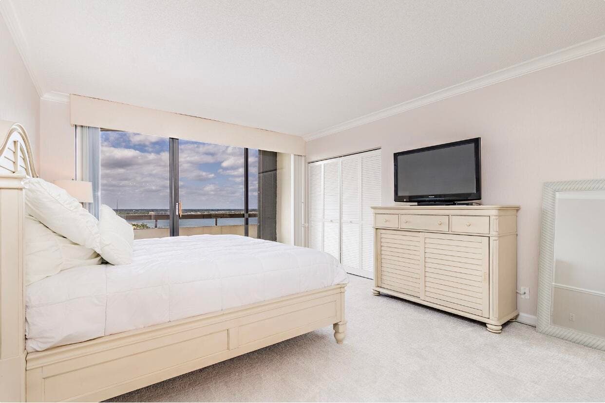 4100 N Ocean Drive 1704, Singer Island, FL 33404 — photo 9 of 9
