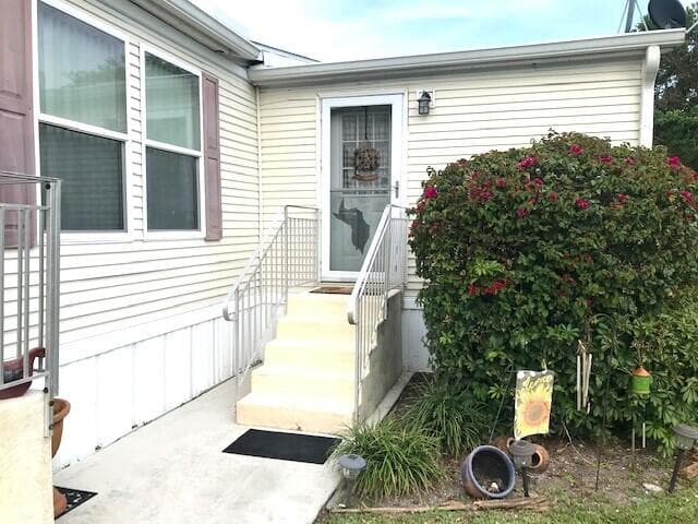 20 Madrid Lane, Port St. Lucie, FL 34952 — photo 2 of 28