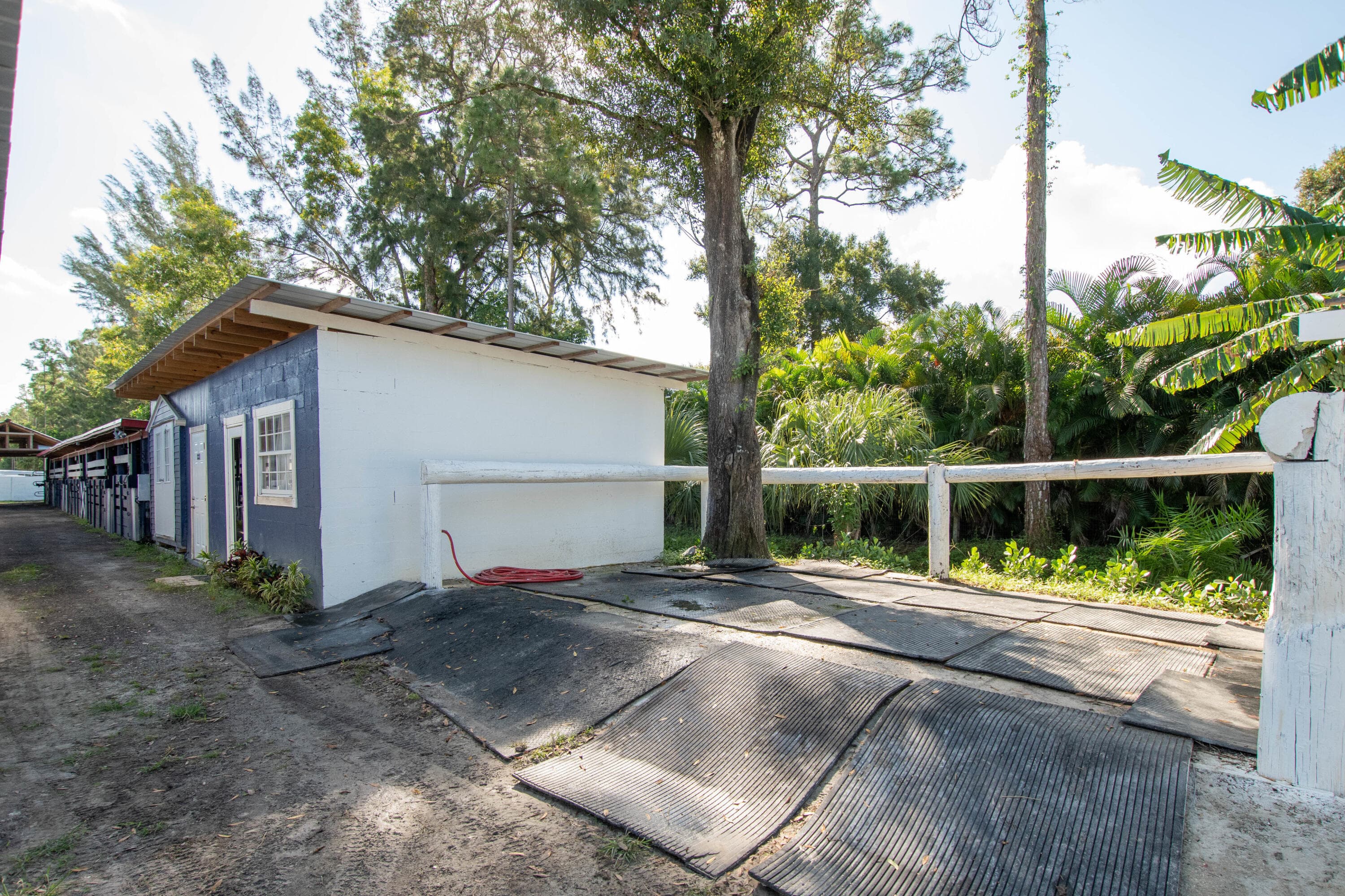 1044 D Road, Loxahatchee Groves, FL 33470 — photo 22 of 36