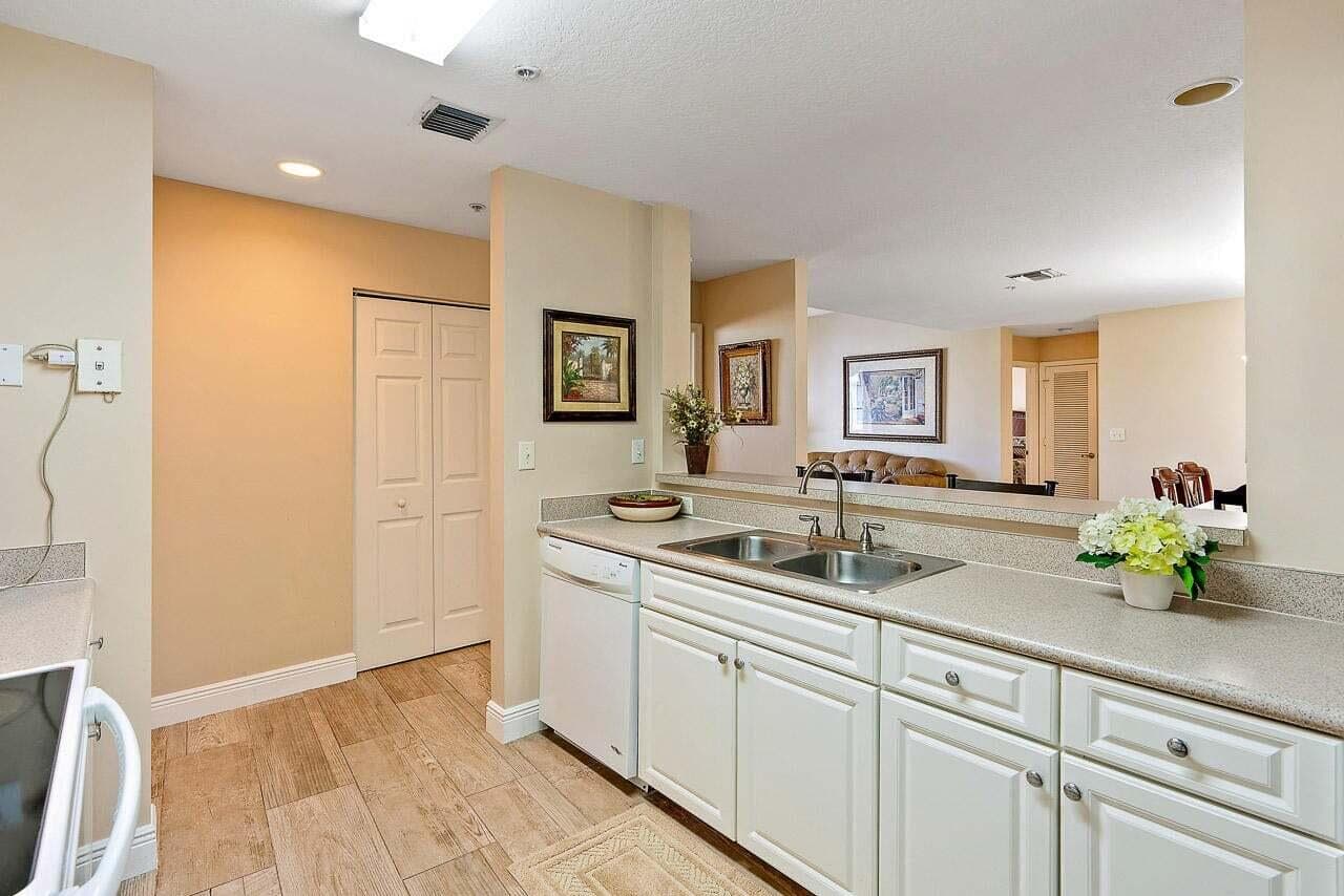 1200 Town Center Drive 425, Jupiter, FL 33458 — photo 2 of 14