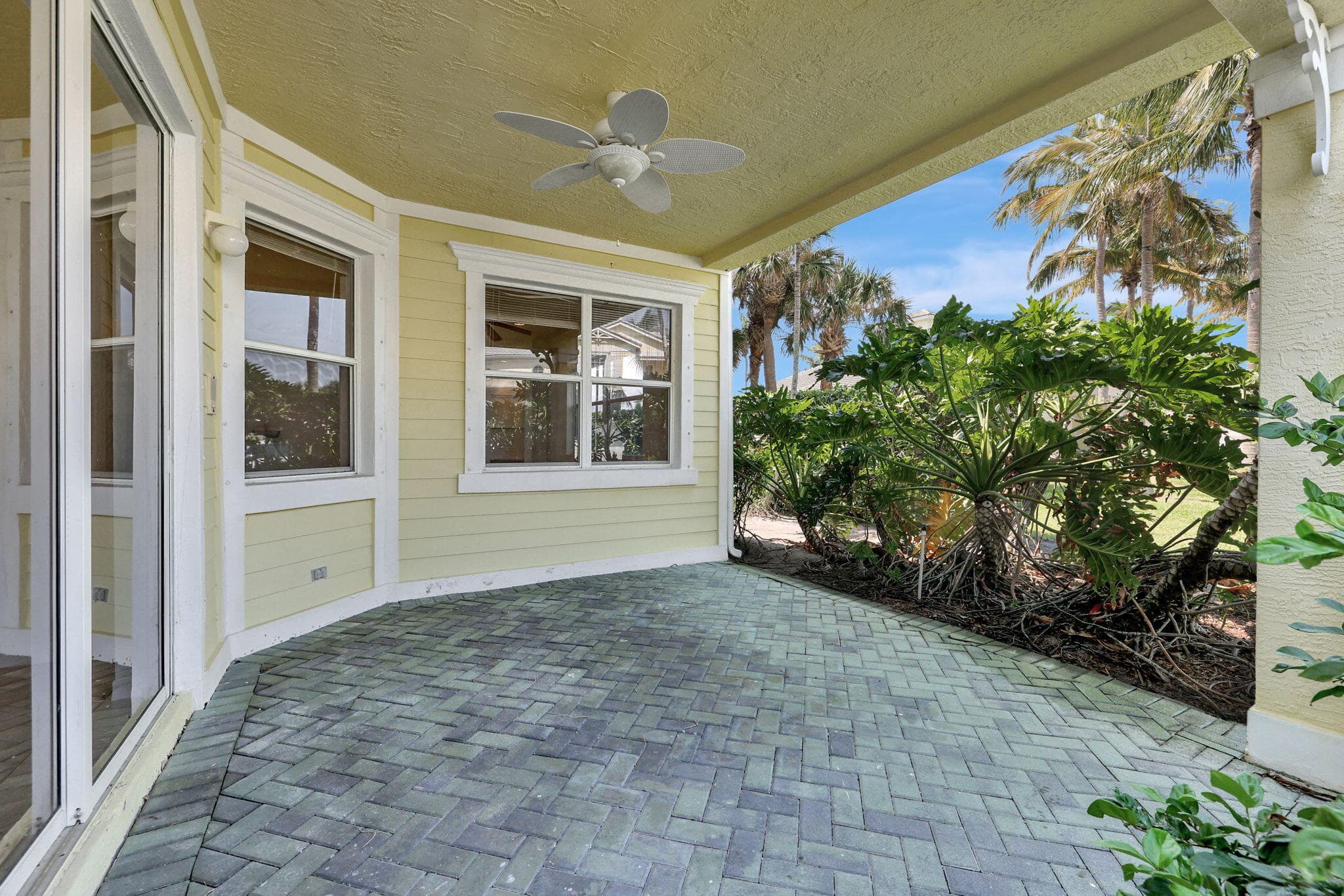 1907 Mariner Bay Boulevard, Fort Pierce, FL 34949 — photo 7 of 70