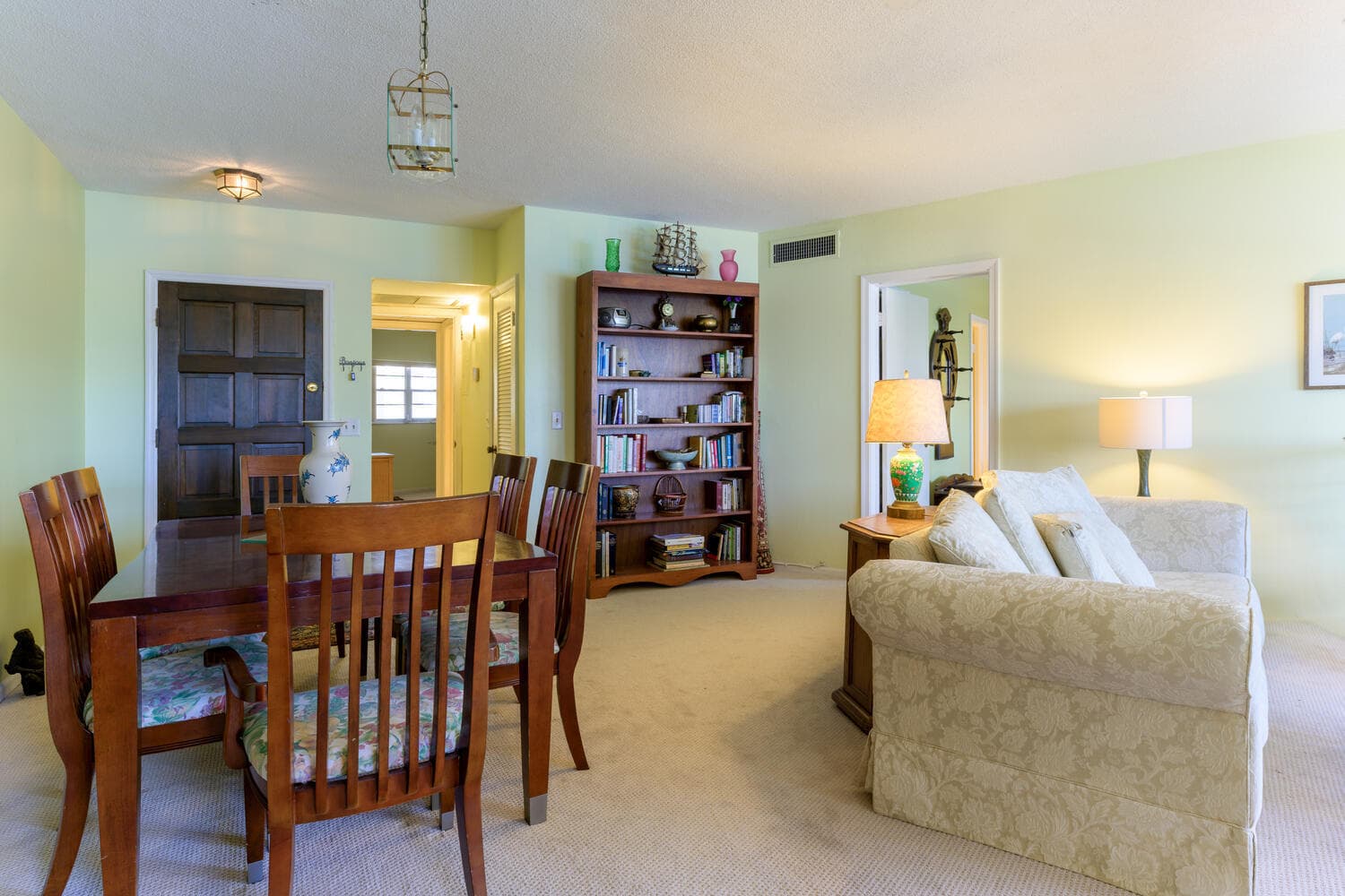 28 Yacht Club Drive 109, North Palm Beach, FL 33408 — photo 5 of 44