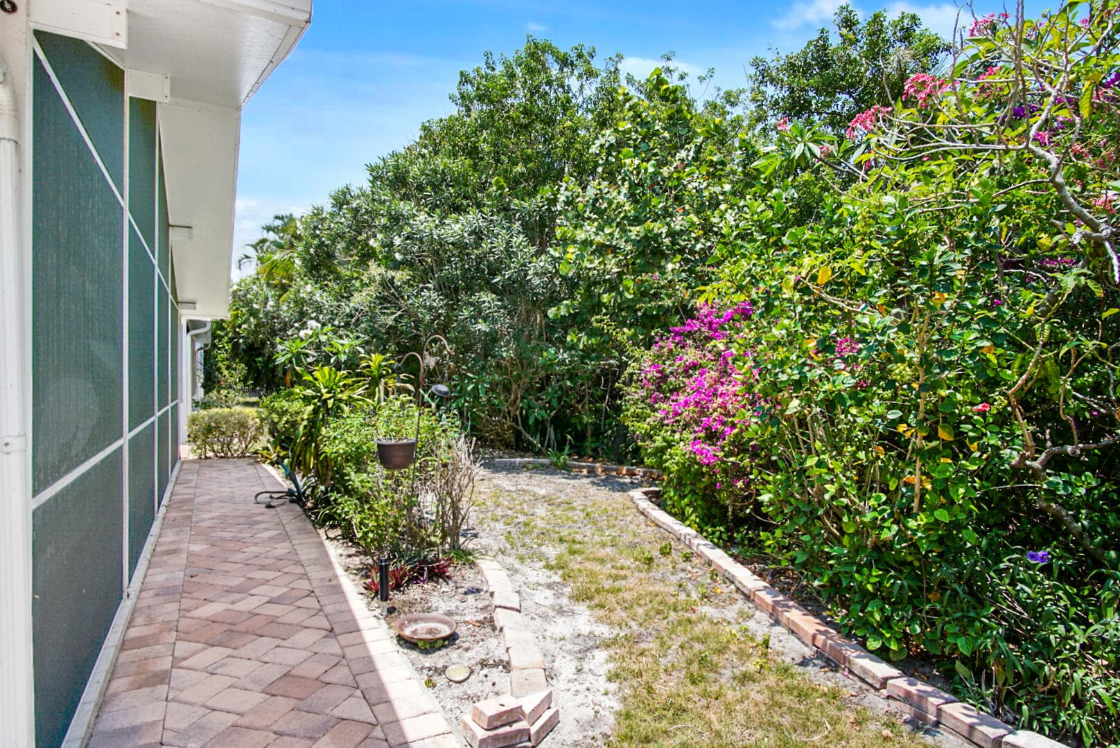 144 Pepper Lane, Jensen Beach, FL 34957 — photo 6 of 37