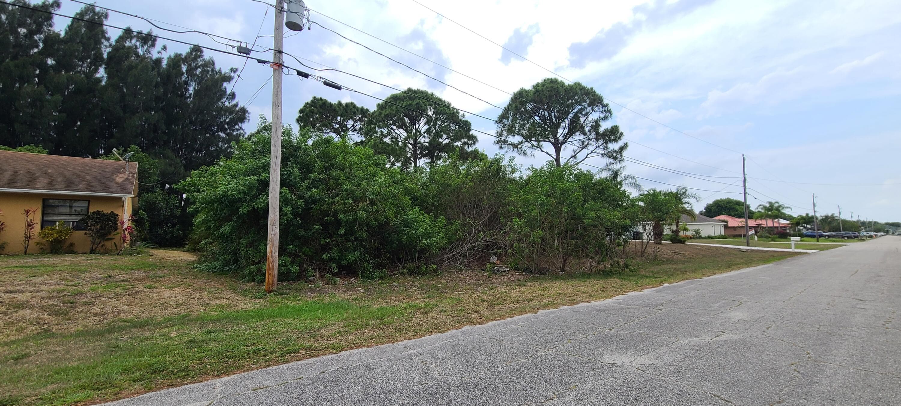 3243 SE Pinto Street, Port St. Lucie, FL 34984 — photo 5 of 8