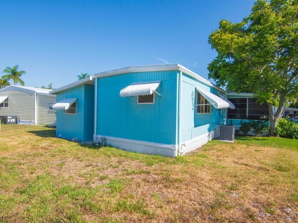 102 N Warner Drive, Jensen Beach, FL 34957 — photo 39 of 41