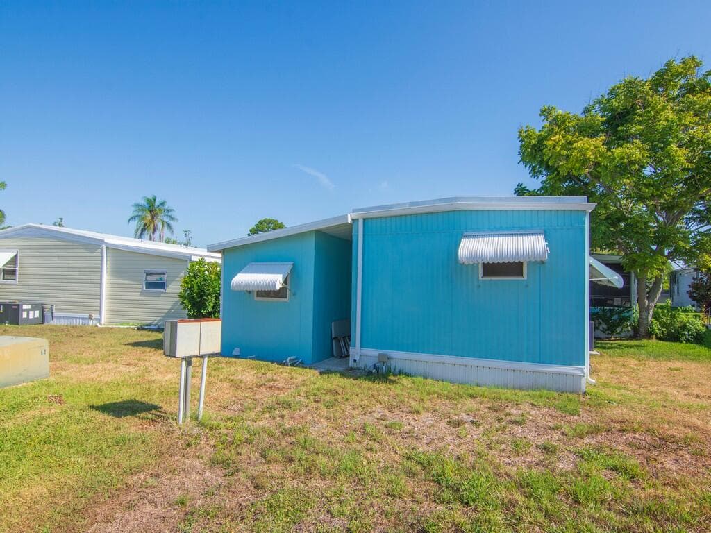102 N Warner Drive, Jensen Beach, FL 34957 — photo 40 of 41