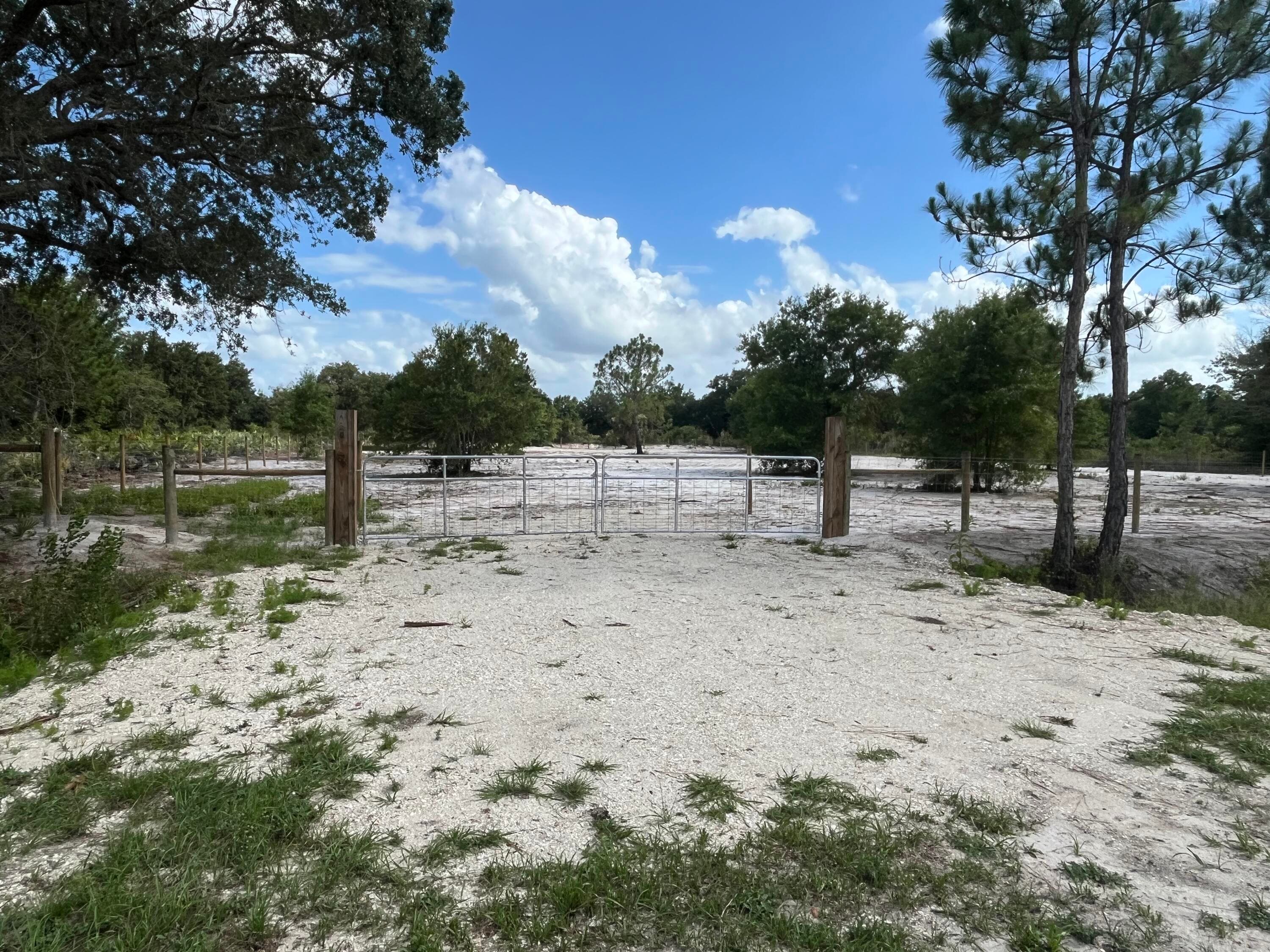 16916 NW 262nd Street, Okeechobee, FL 34972 — photo 2 of 8