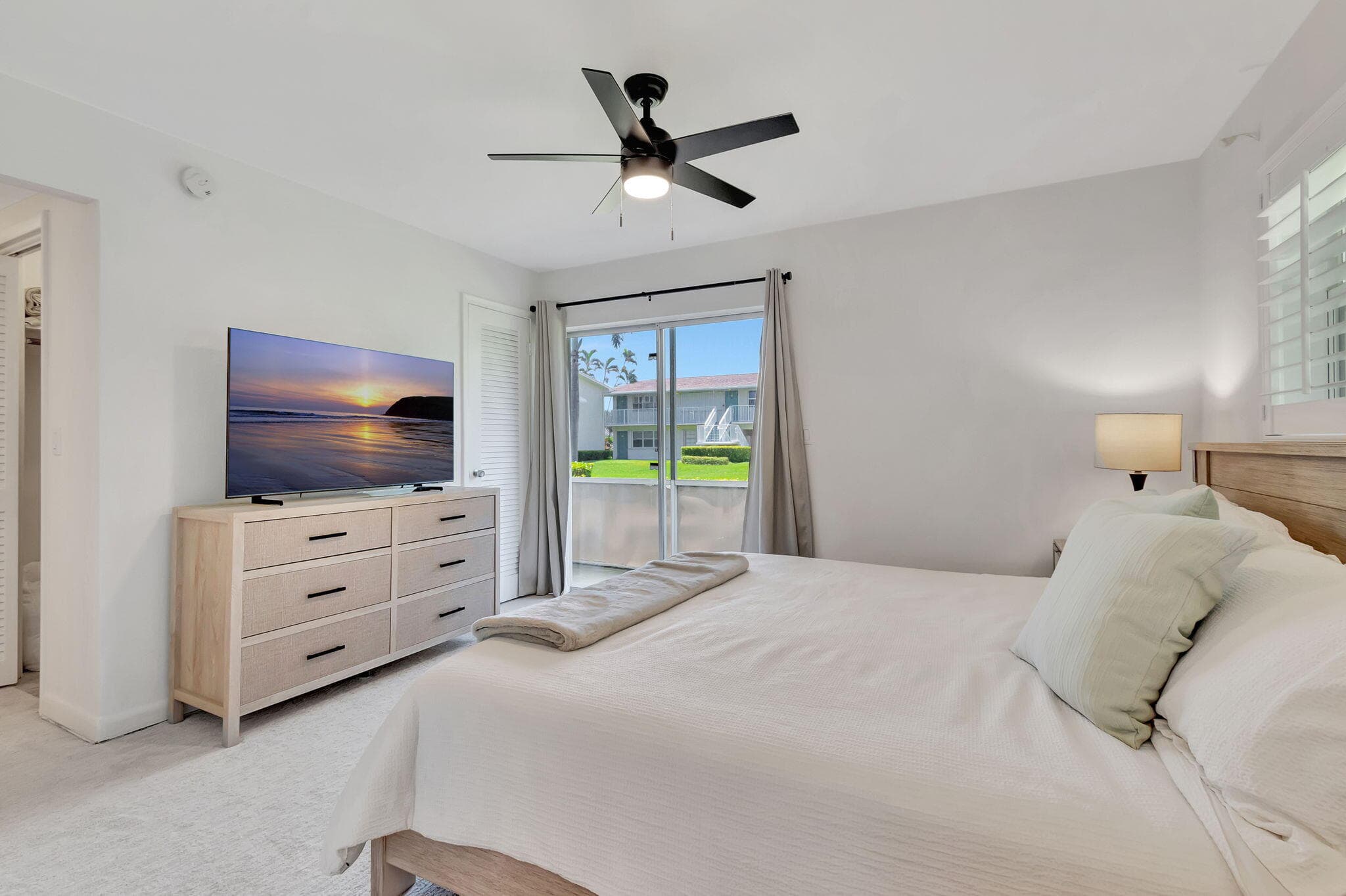 740 Horizons W 105, Boynton Beach, FL 33435 — photo 12 of 42