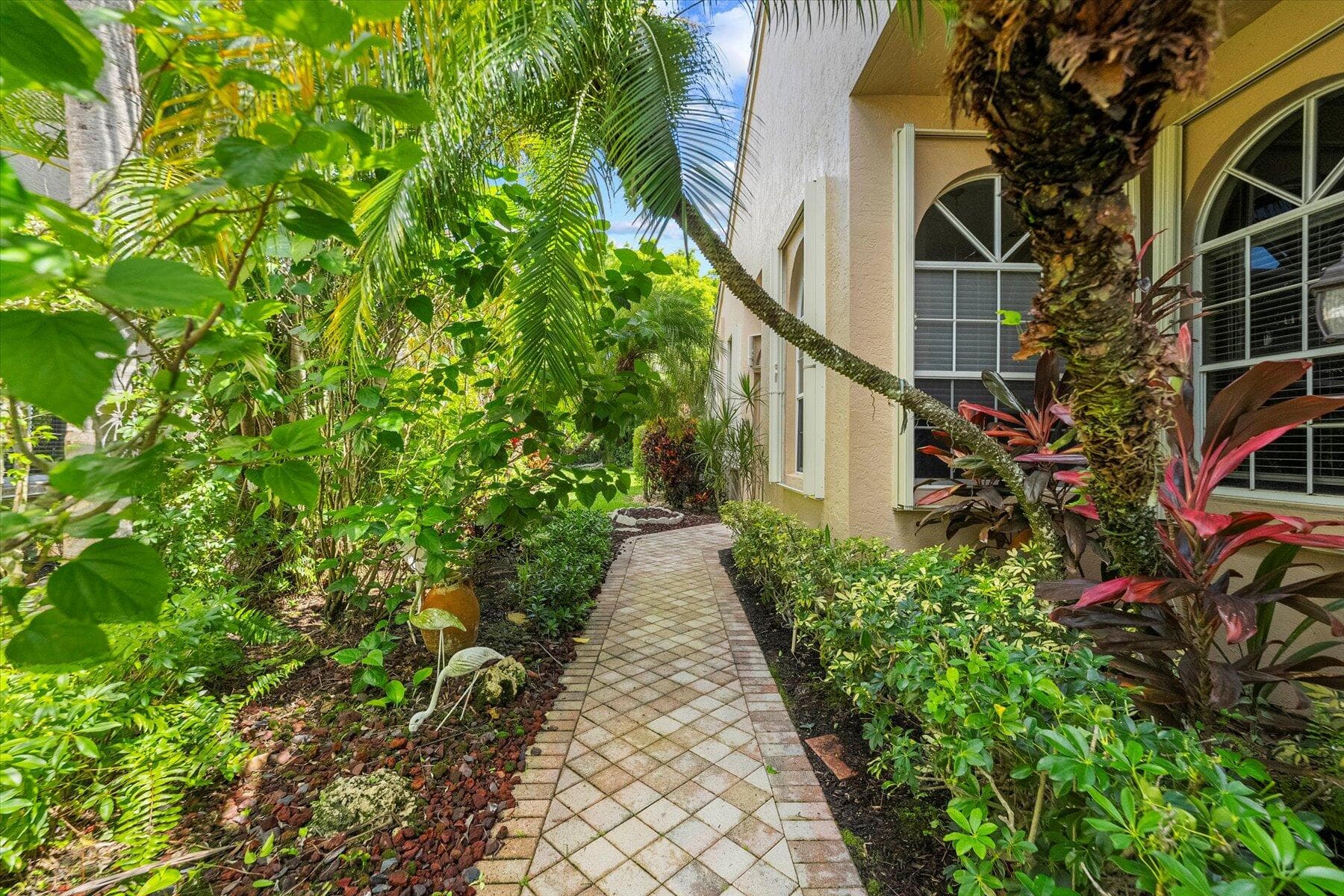 4663 Carlton Golf Drive, Lake Worth, FL 33449 — photo 2 of 63