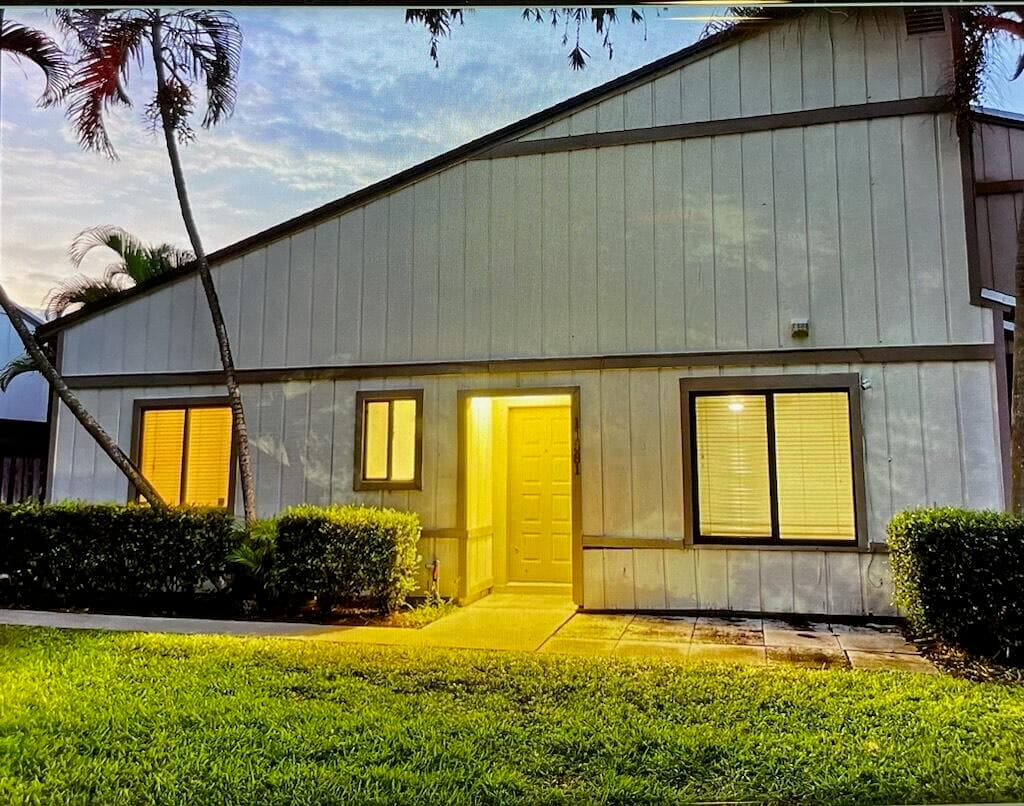 11881 Sturbridge Ln Lane, Wellington, FL 33414 — photo 1 of 20