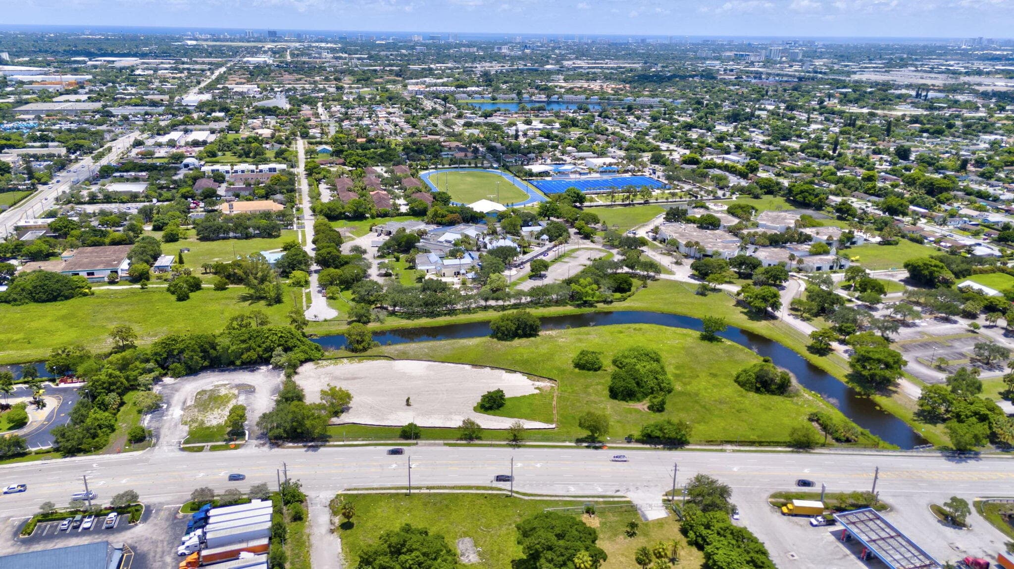 1350 NW 31 Avenue, Pompano Beach, FL 33069 — photo 2 of 8