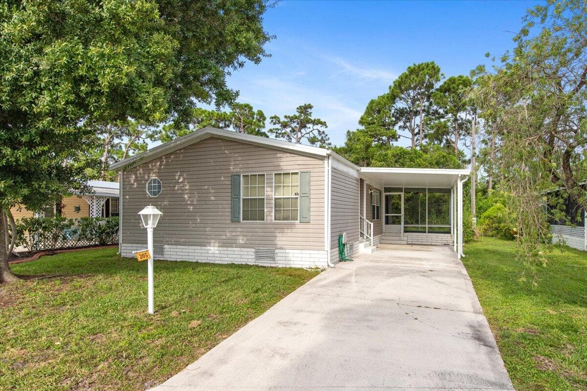 205 Sandy Bottom Place A 10, Fort Pierce, FL 34982 — photo 1 of 26