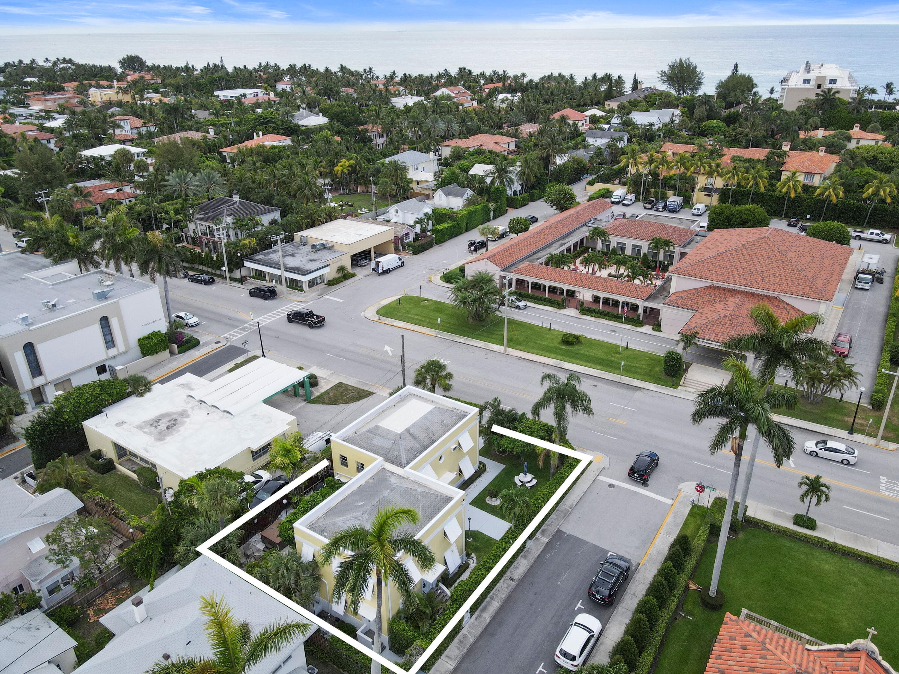 172 N County Road, Palm Beach, FL 33480 — photo 2 of 49